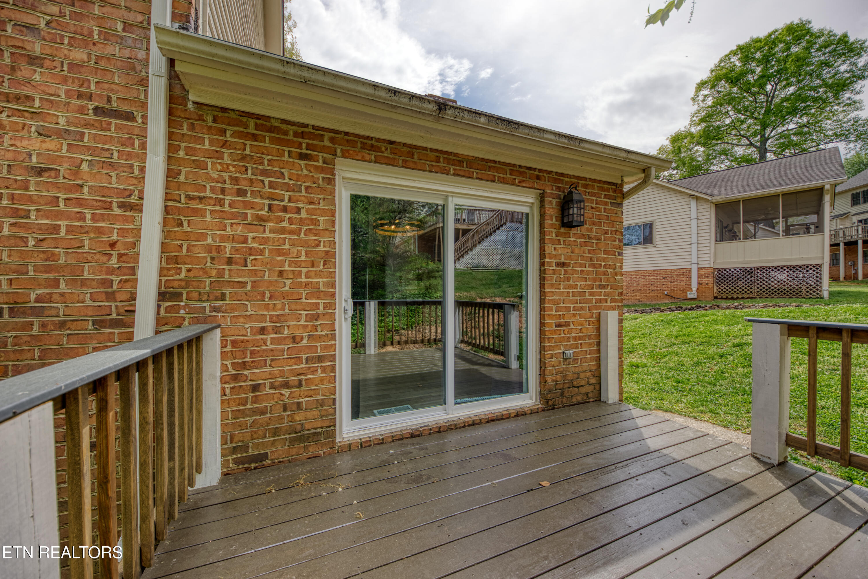 915 Miles Court Knoxville TN 37923