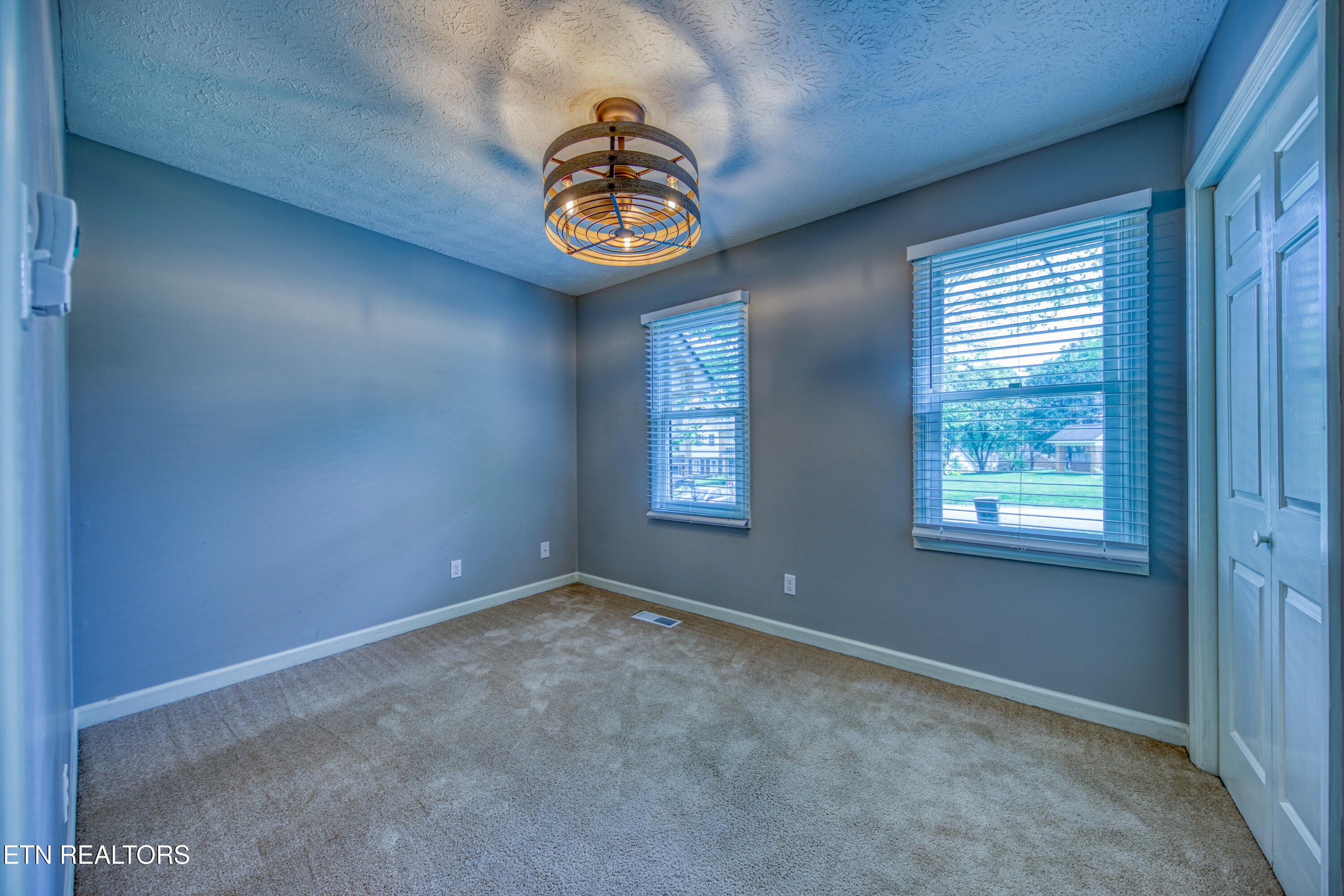 915 Miles Court Knoxville TN 37923