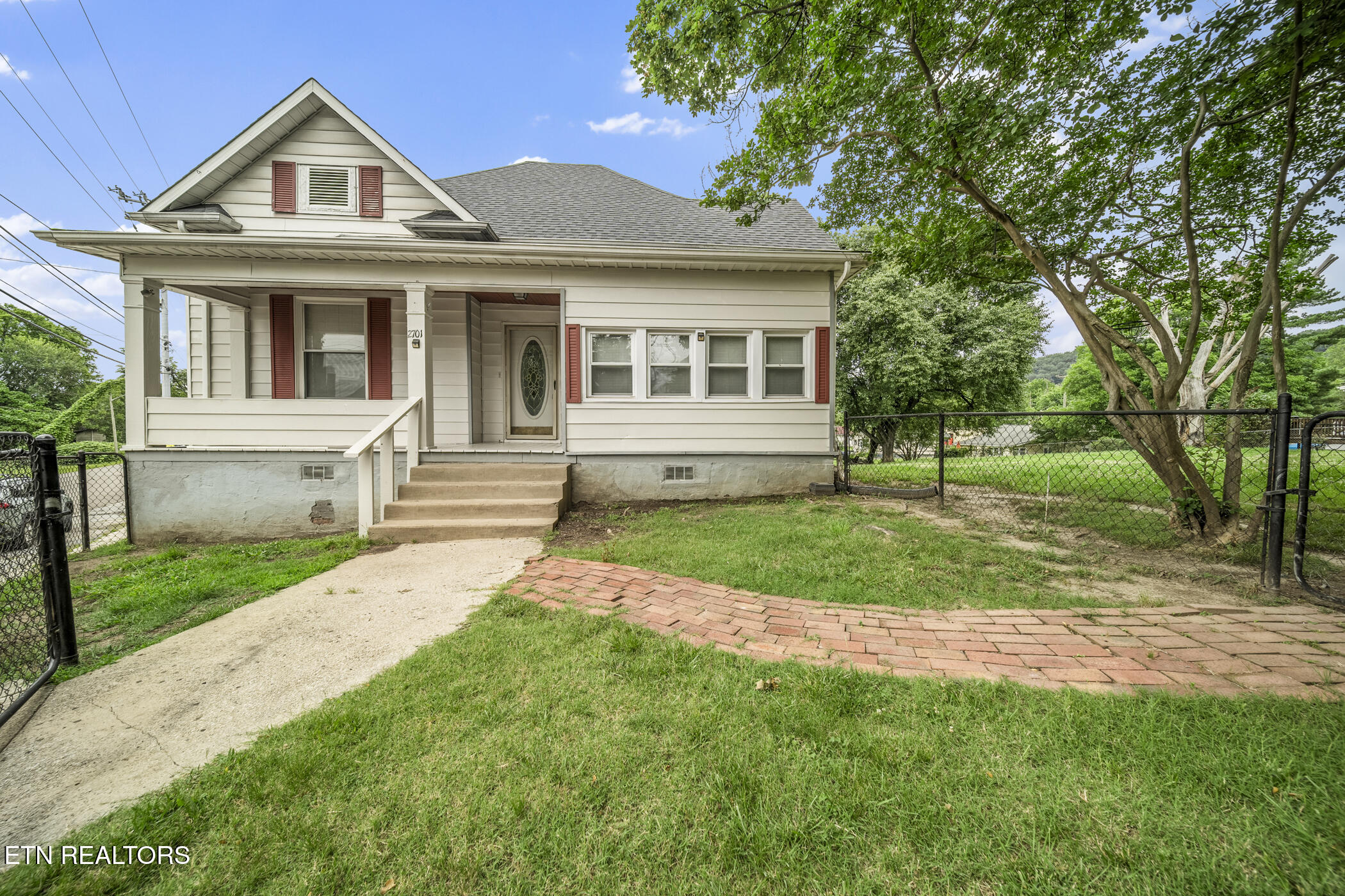 2701 Pershing Street Knoxville TN 37917