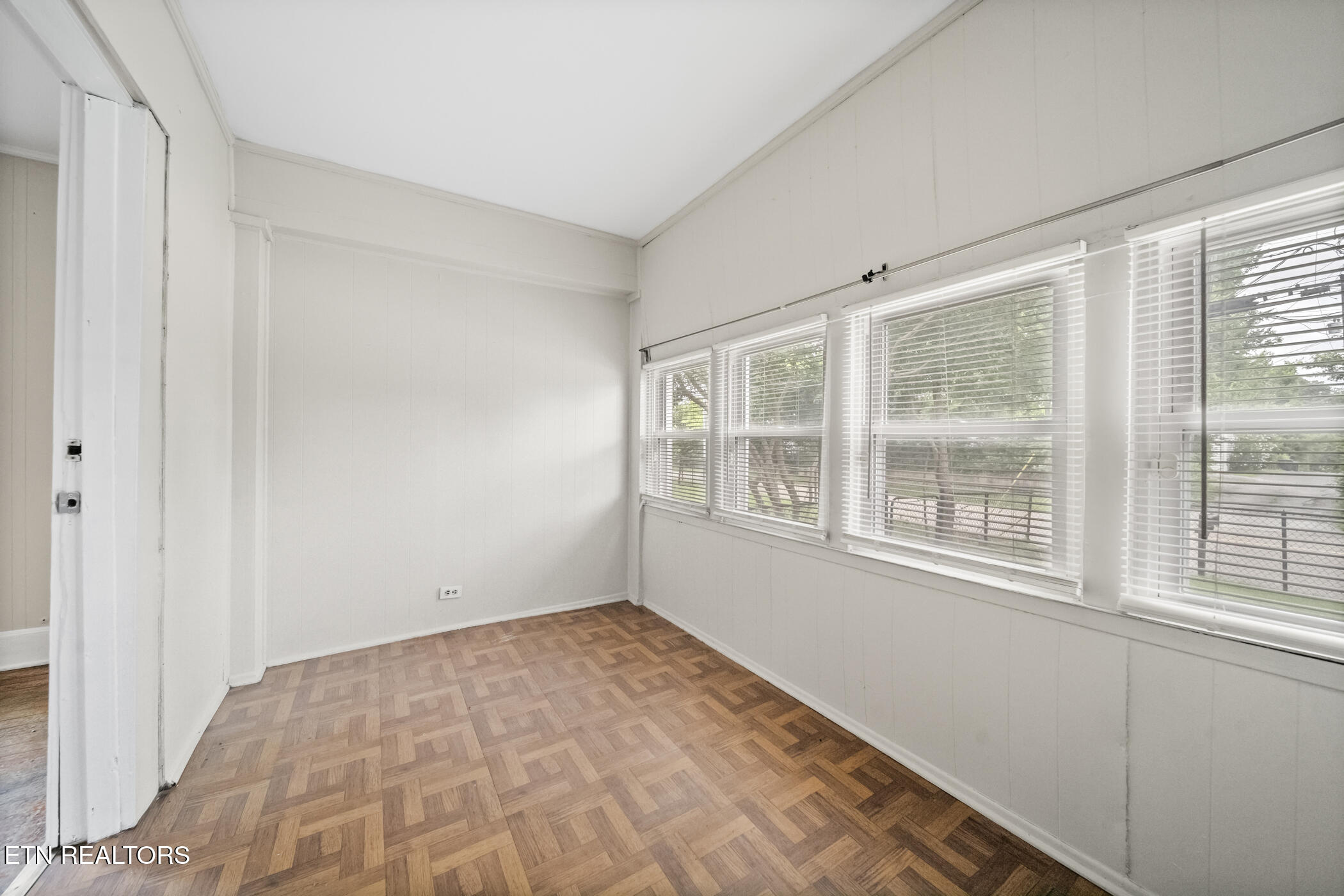 2701 Pershing Street Knoxville TN 37917