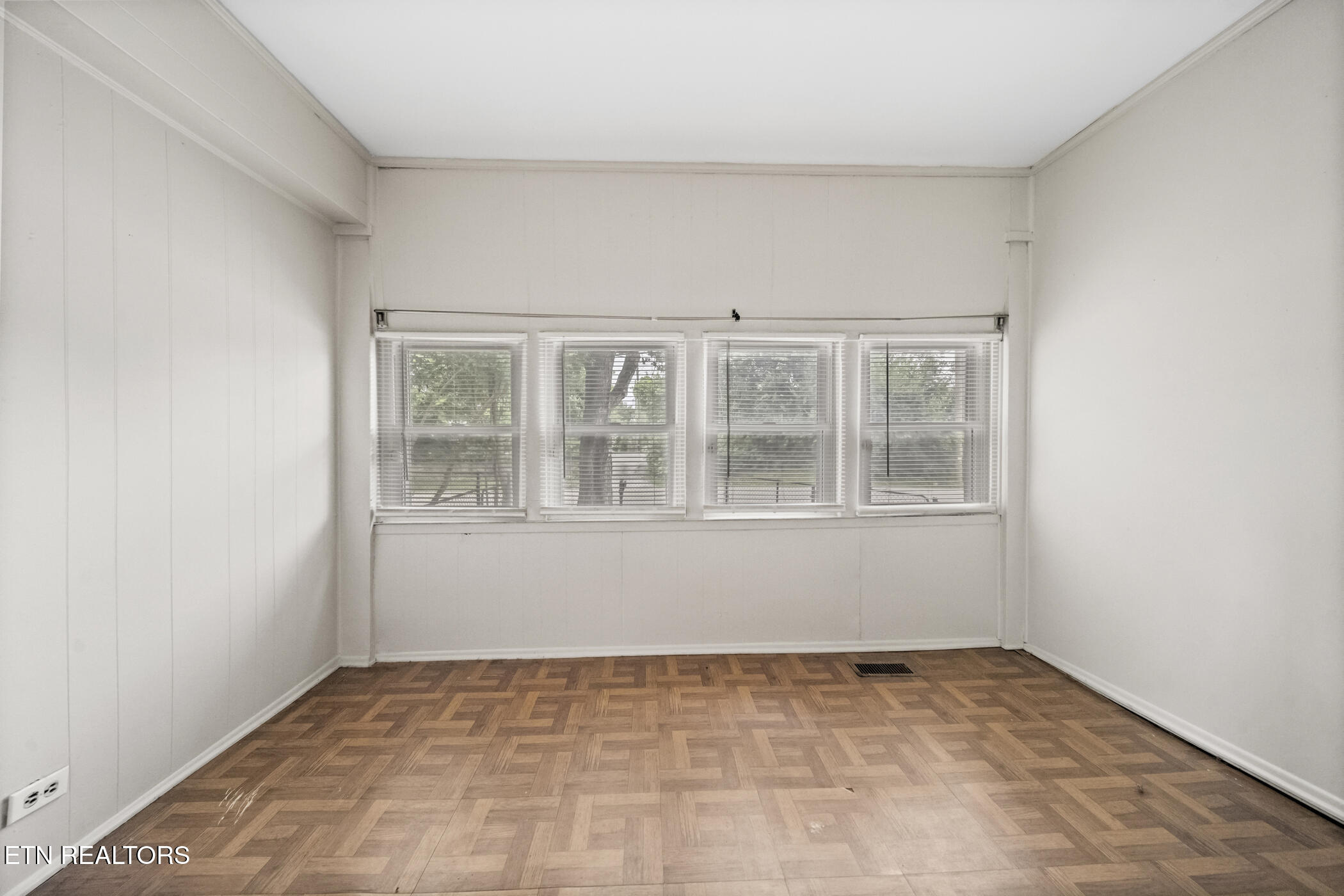 2701 Pershing Street Knoxville TN 37917