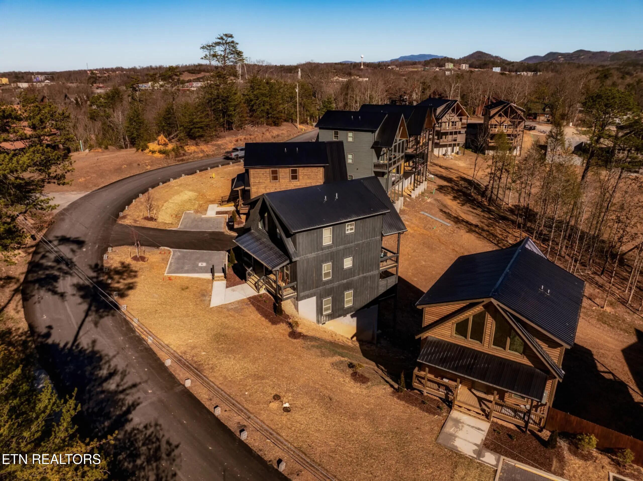 2852 Sequoia Road Pigeon Forge TN 37863