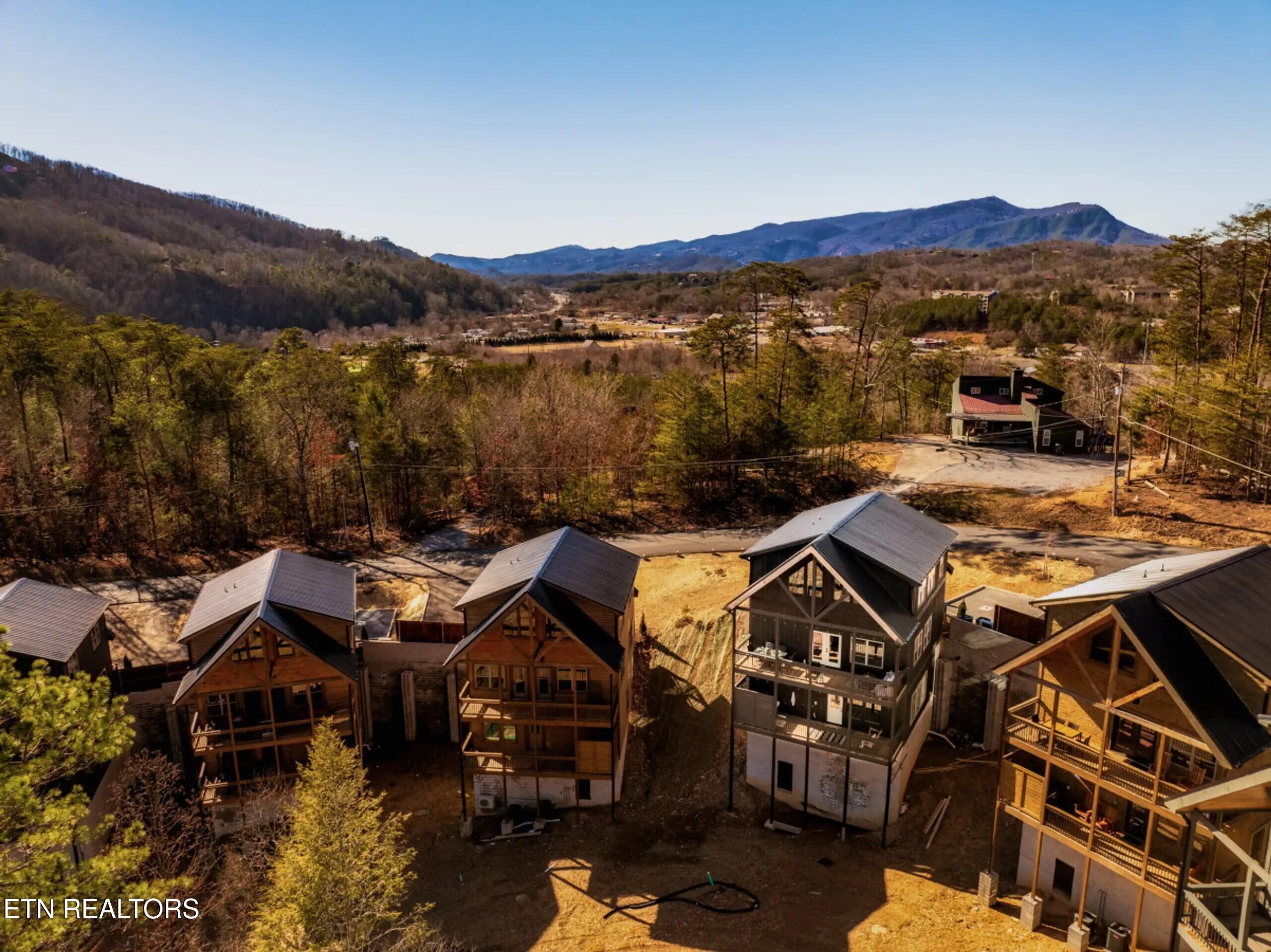 2852 Sequoia Road Pigeon Forge TN 37863