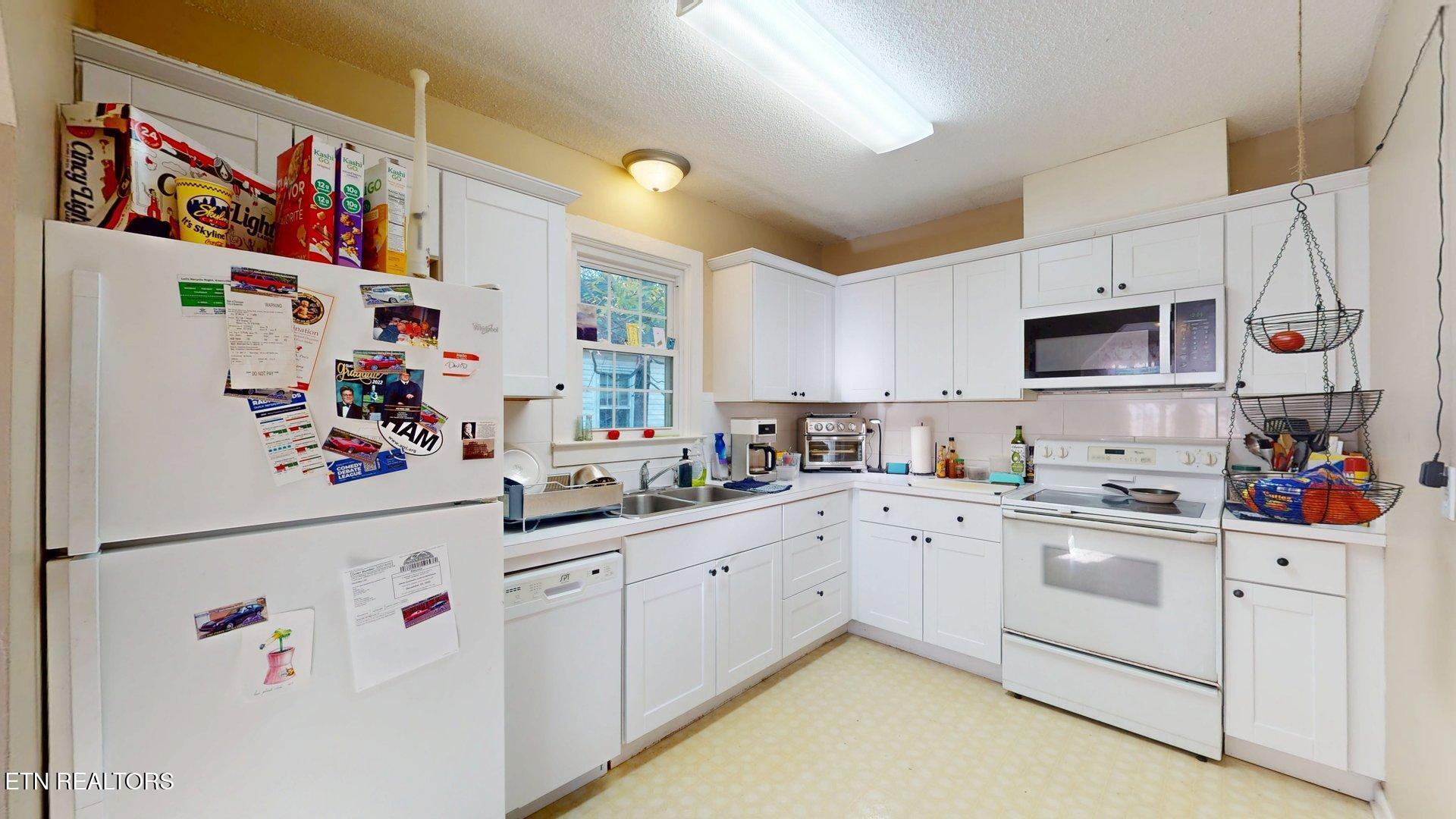 820 Oglewood Avenue Knoxville TN 37917