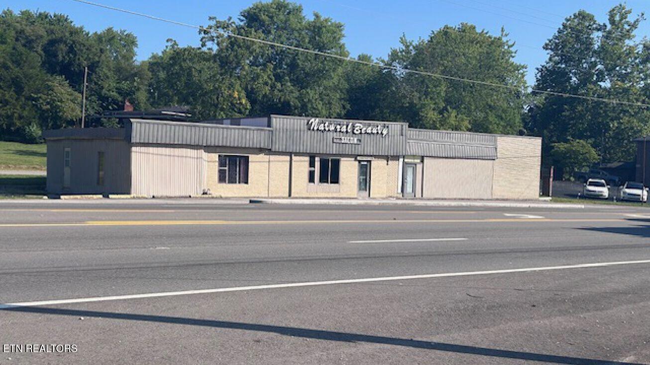 19421 Alberta Street Oneida TN 37841