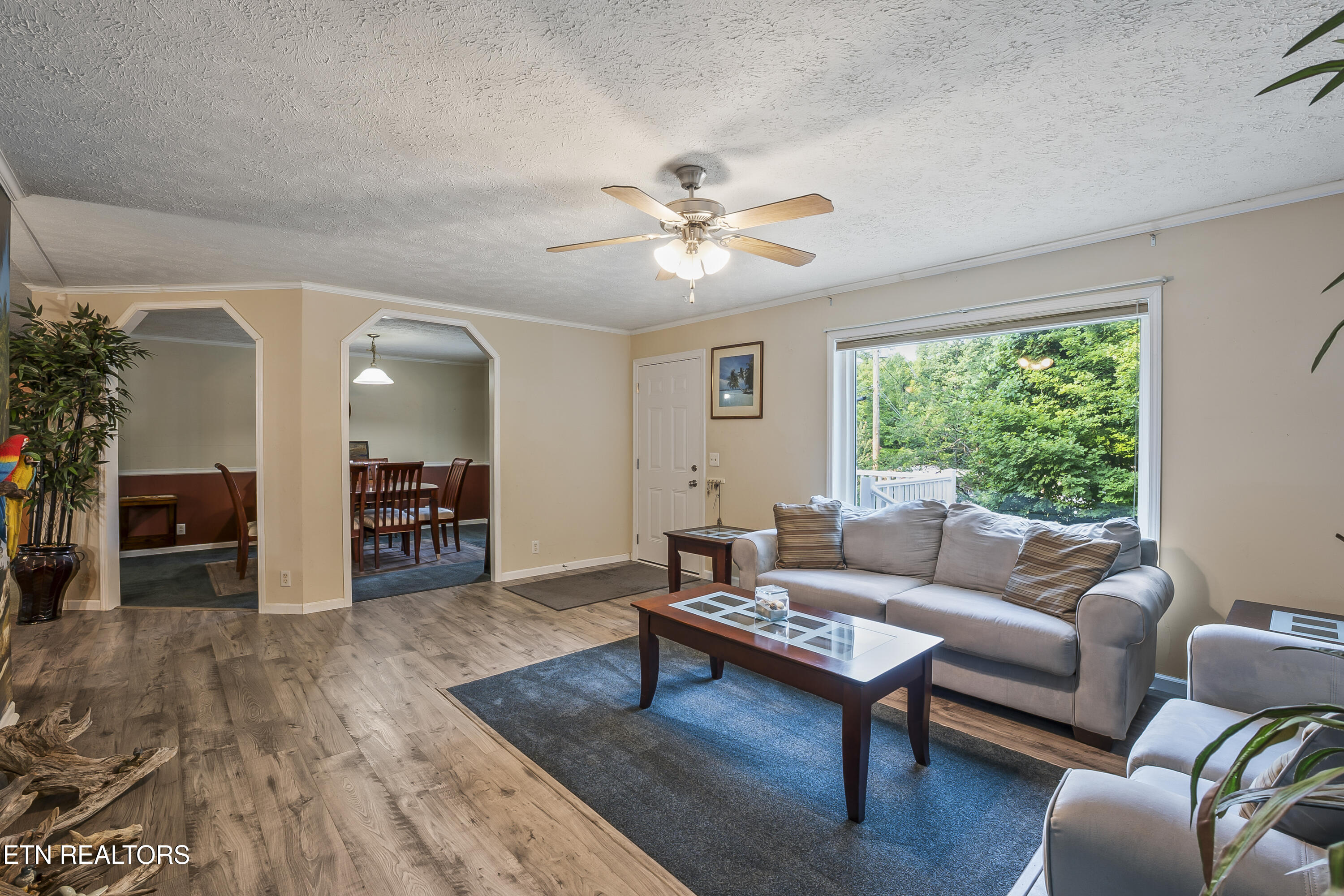236 Loggers Lane Clinton TN 37716