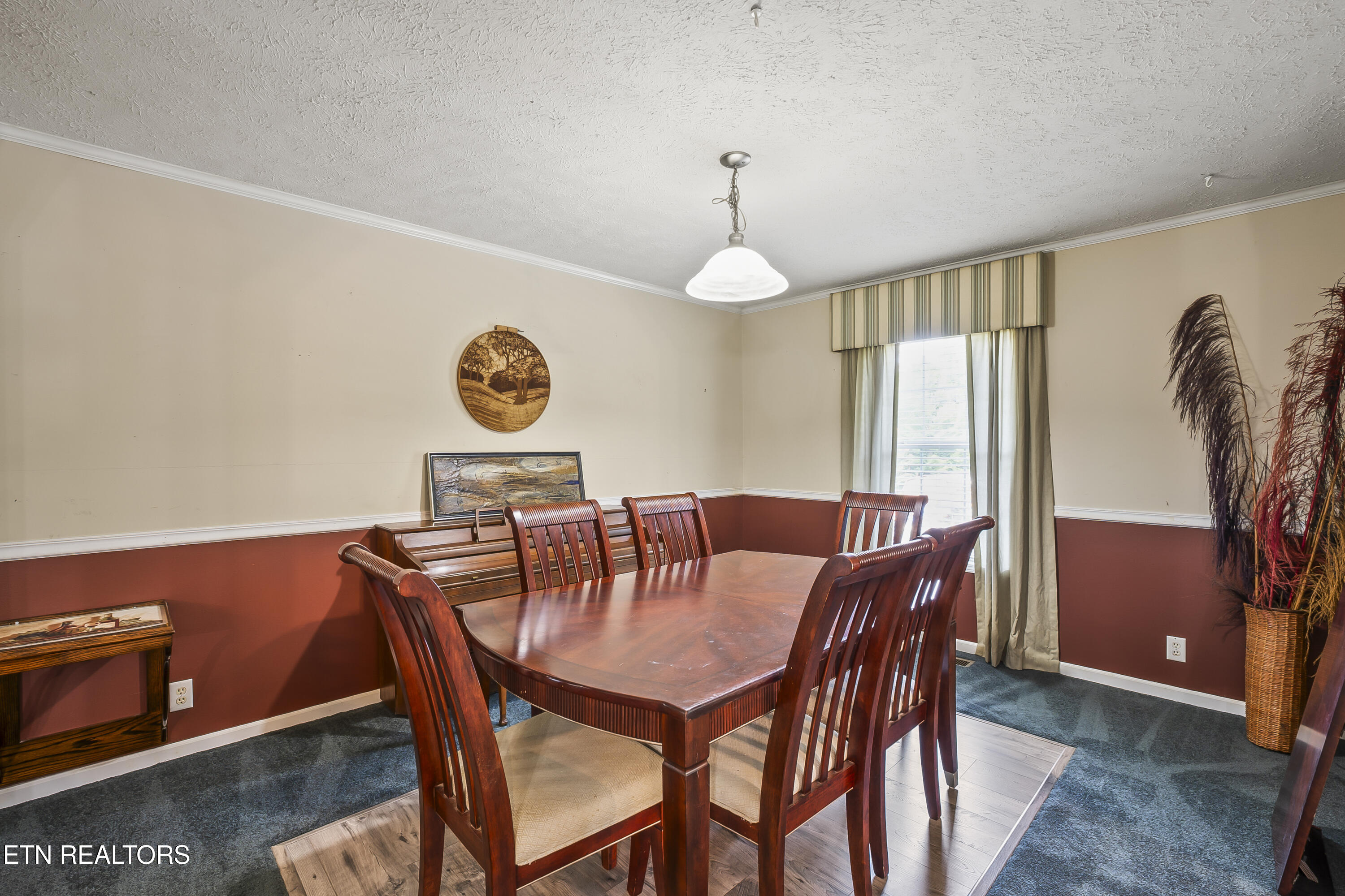 236 Loggers Lane Clinton TN 37716