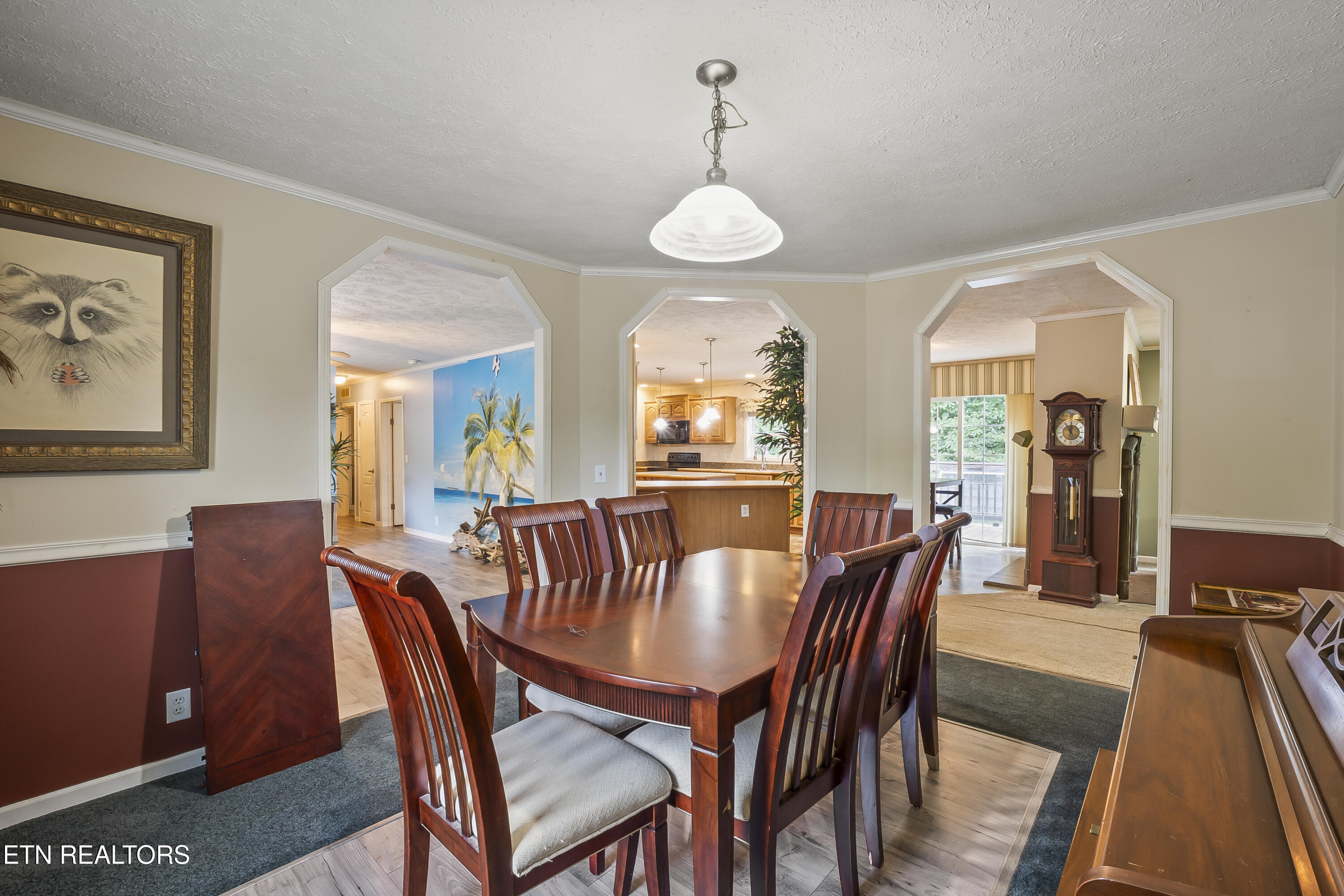 236 Loggers Lane Clinton TN 37716