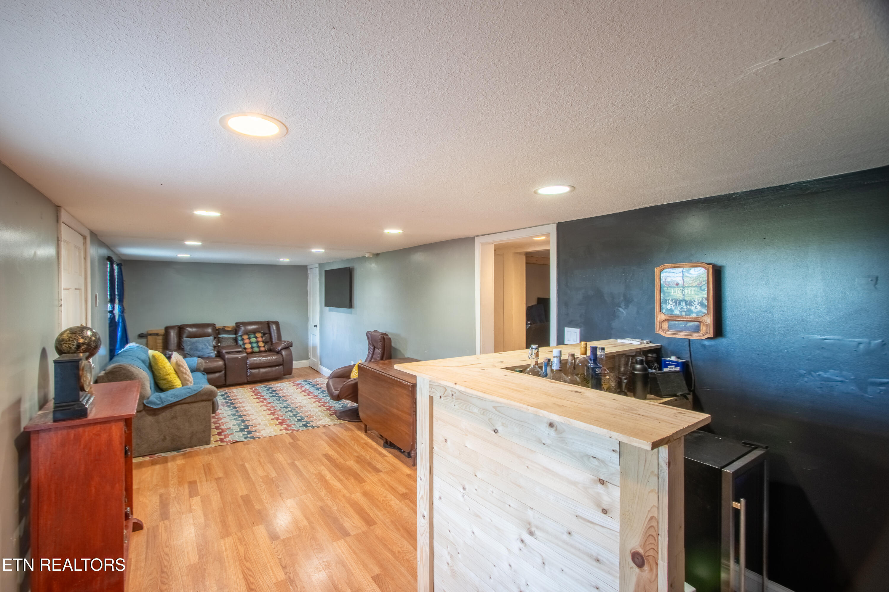 4220 Reed Road Louisville TN 37777