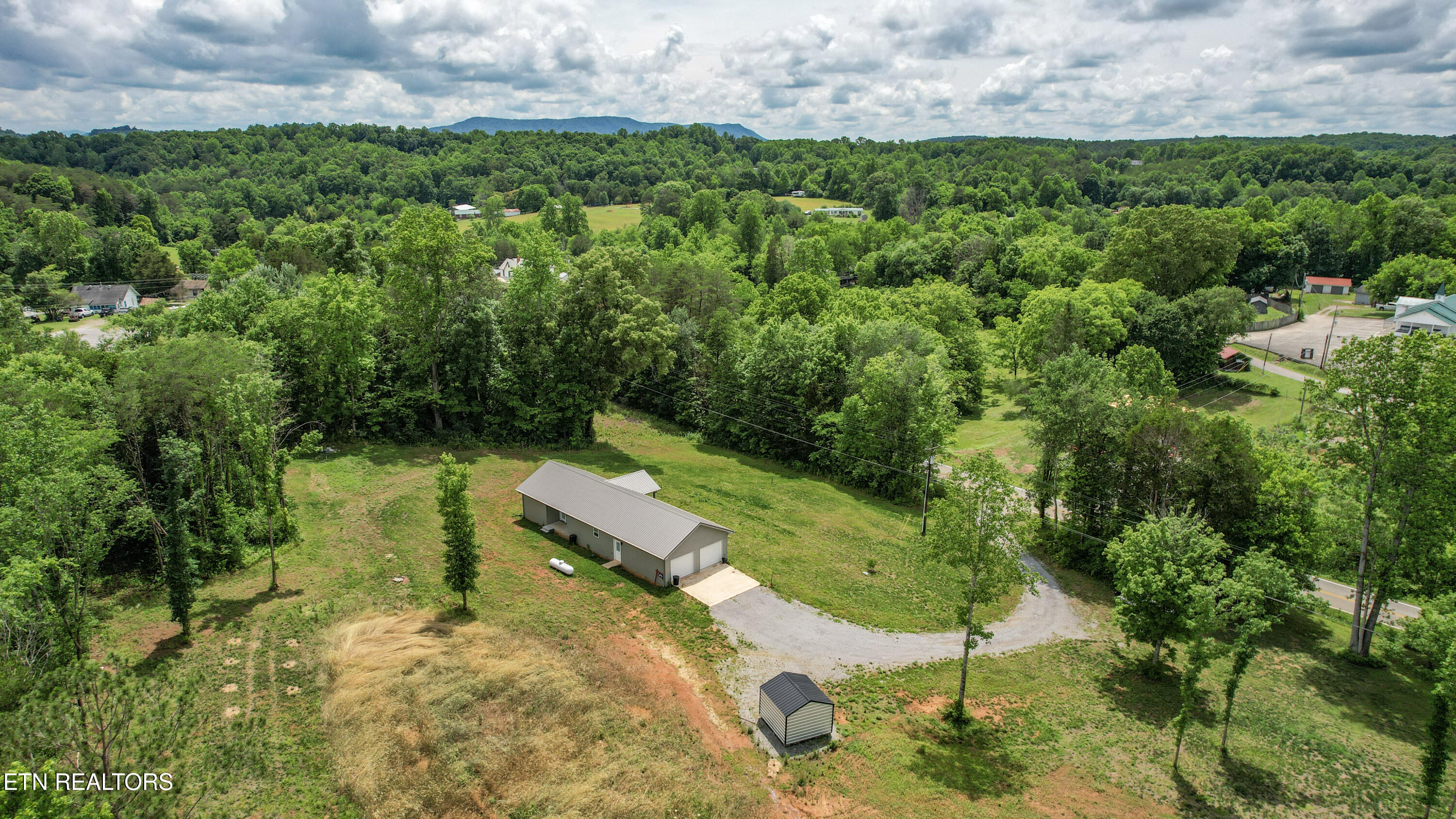 321 Old State Road Madisonville TN 37354