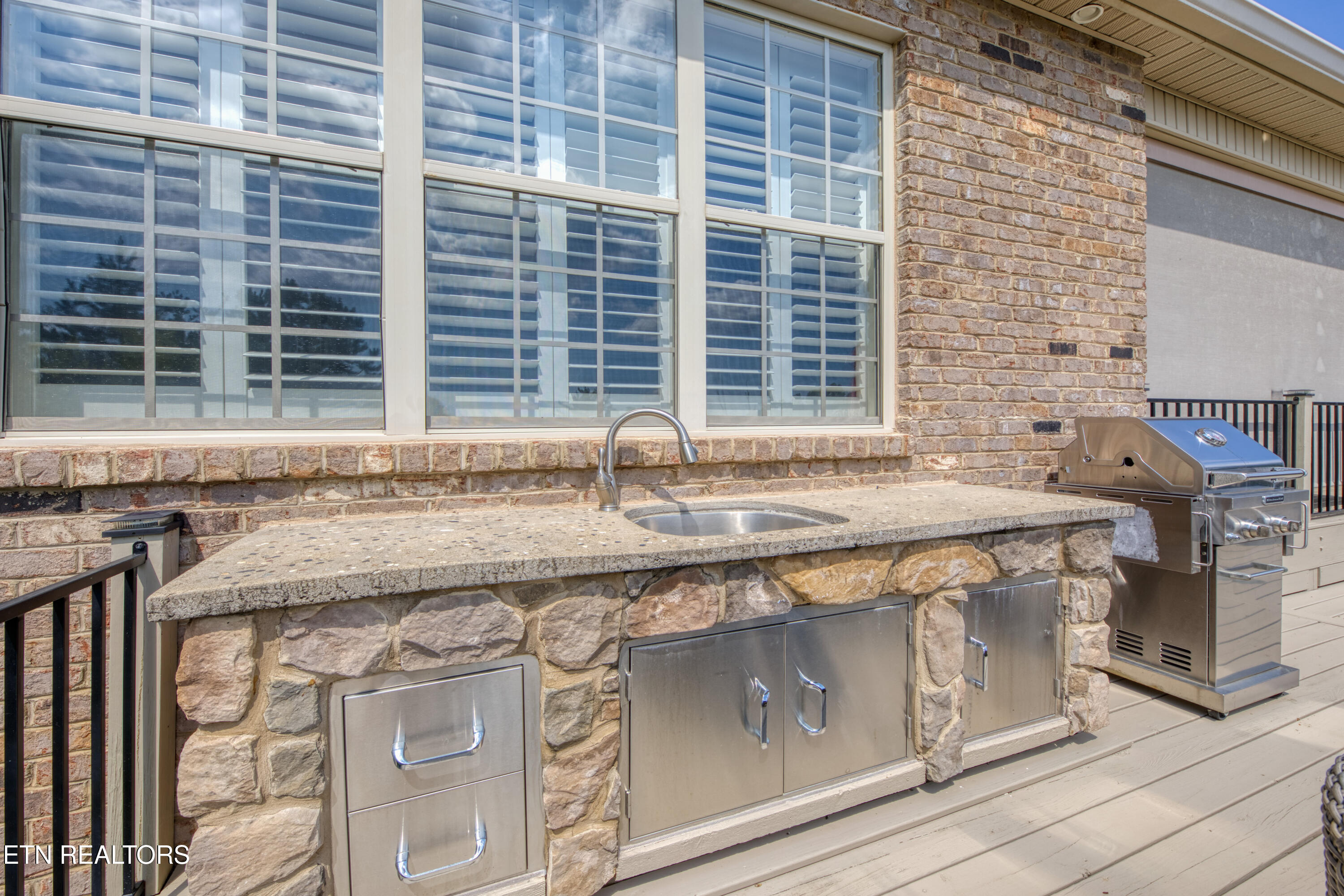 1273 Bishops View Lane Knoxville TN 37932