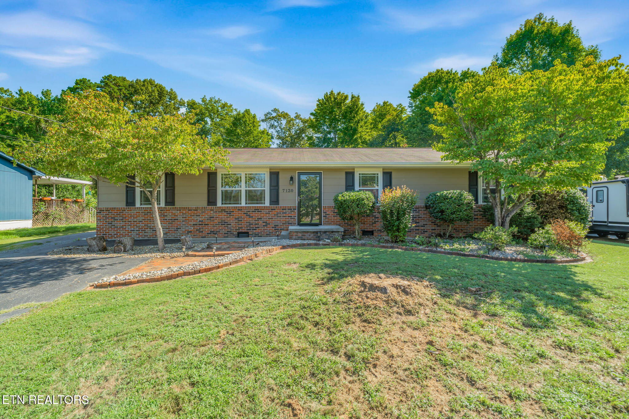 7120 Hurst Lane Knoxville TN 37918