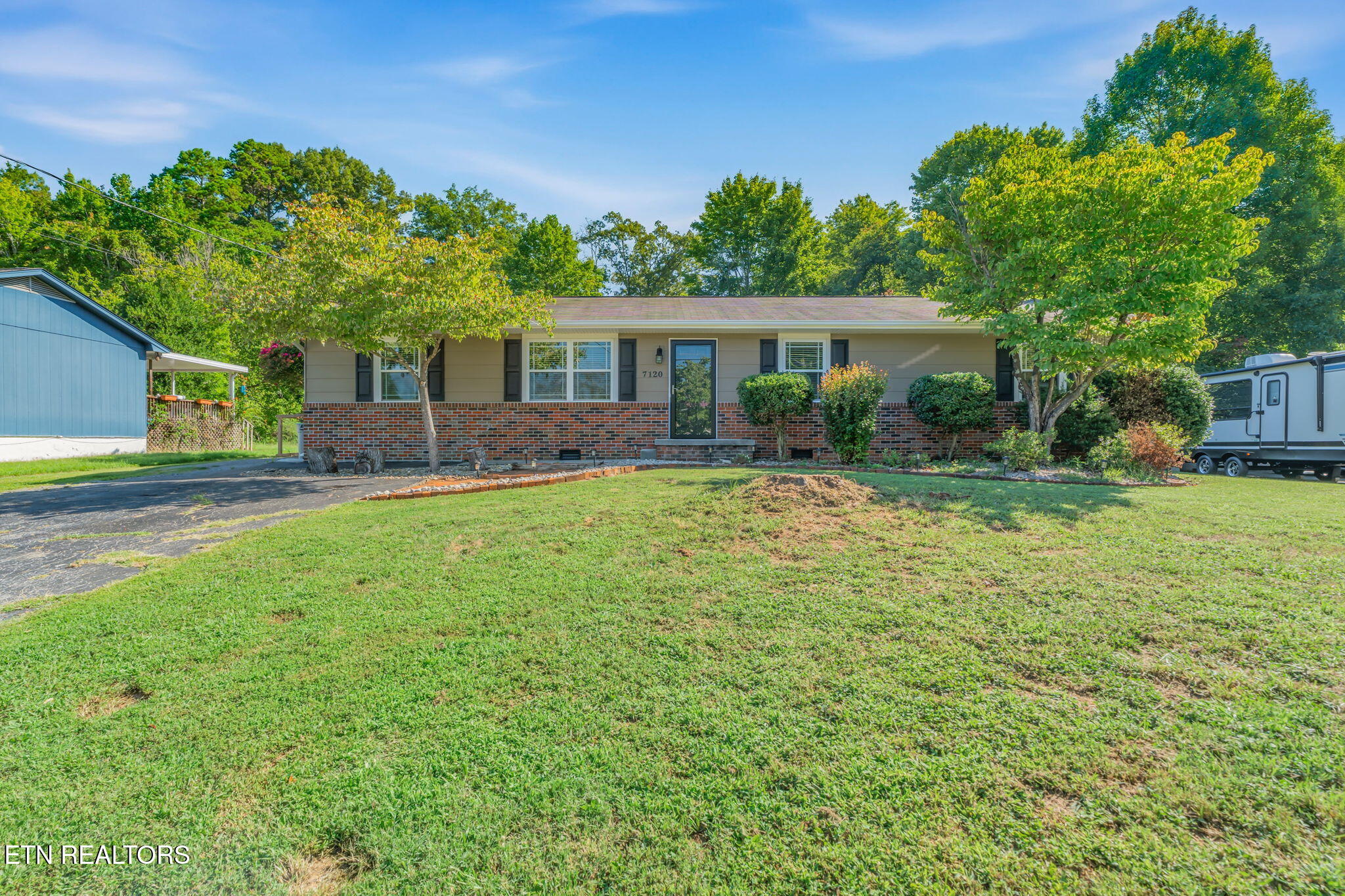 7120 Hurst Lane Knoxville TN 37918