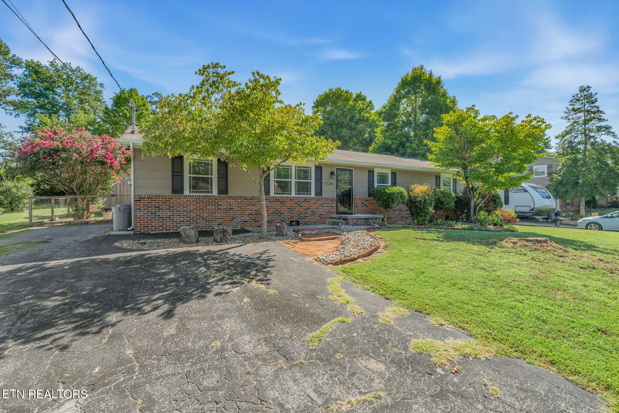 7120 Hurst Lane Knoxville TN 37918