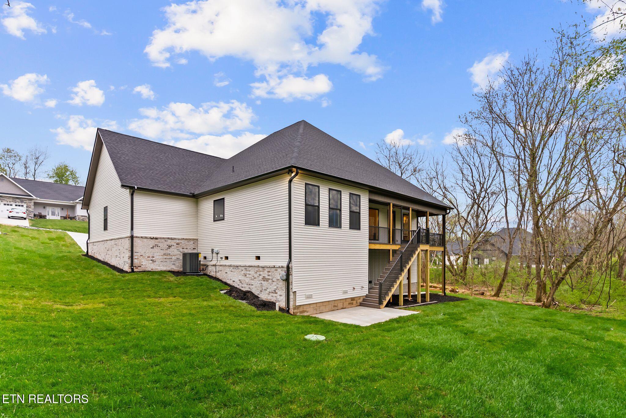 127 Saloli Way Loudon TN 37774
