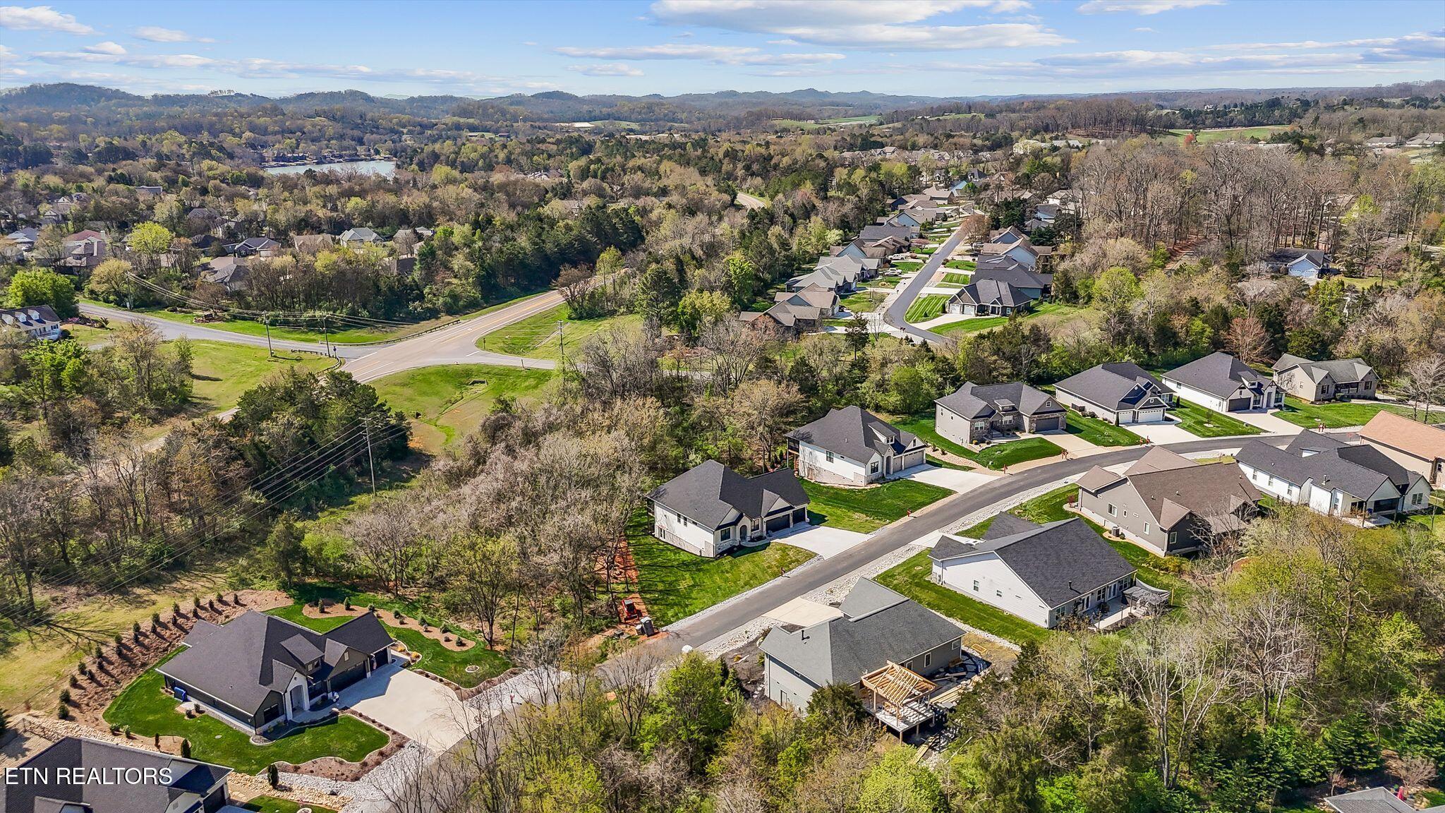 127 Saloli Way Loudon TN 37774