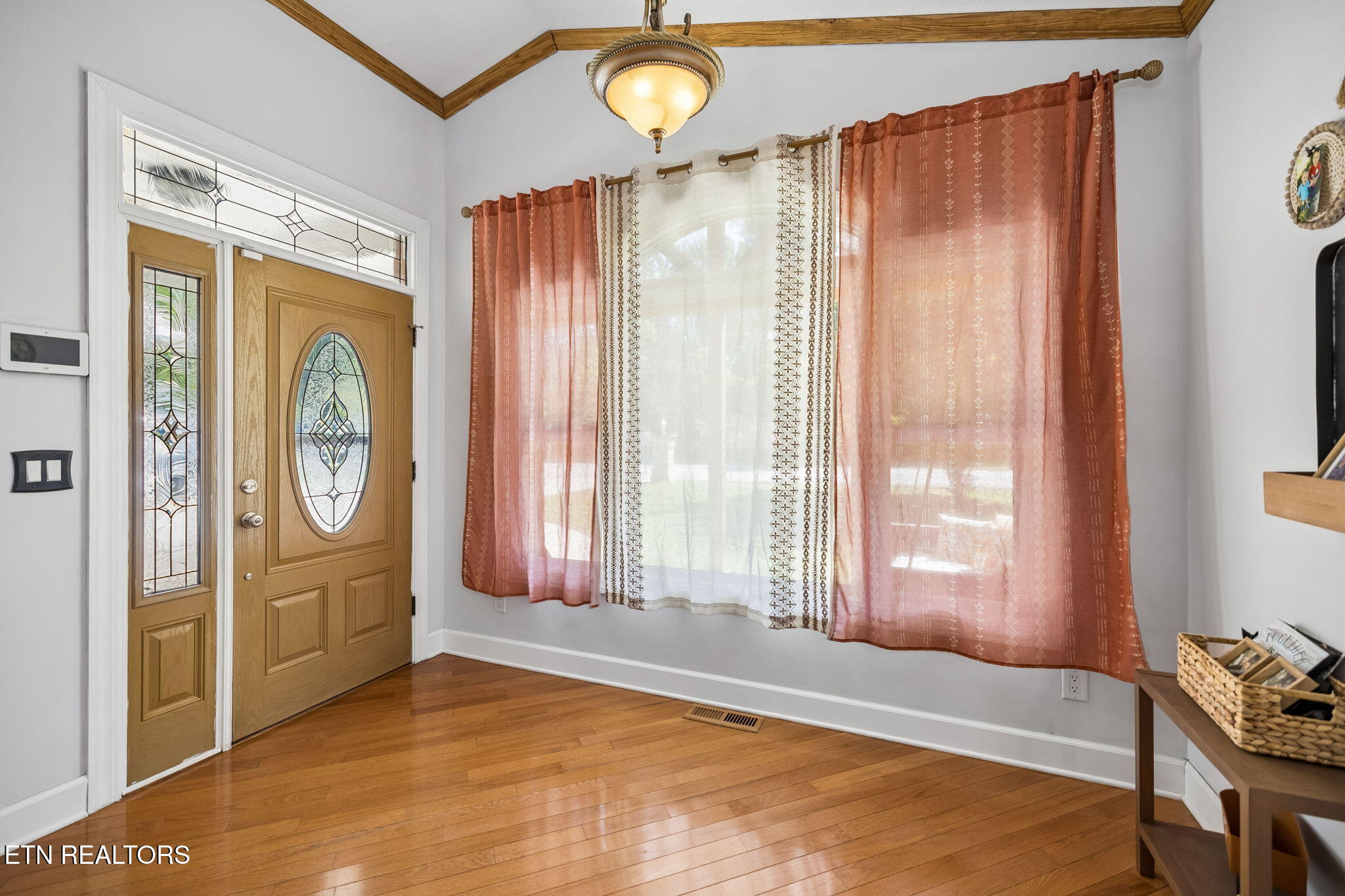 677 Twin Hills Lane Jacksboro TN 37757