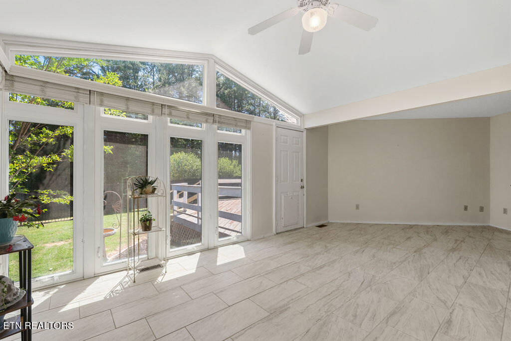 108 Chahyga Way Loudon TN 37774