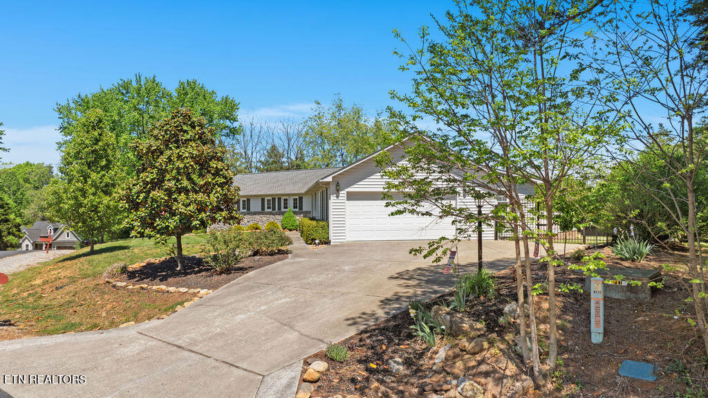108 Chahyga Way Loudon TN 37774