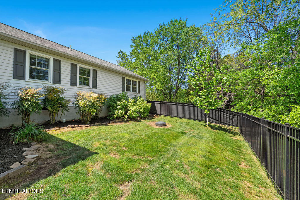108 Chahyga Way Loudon TN 37774