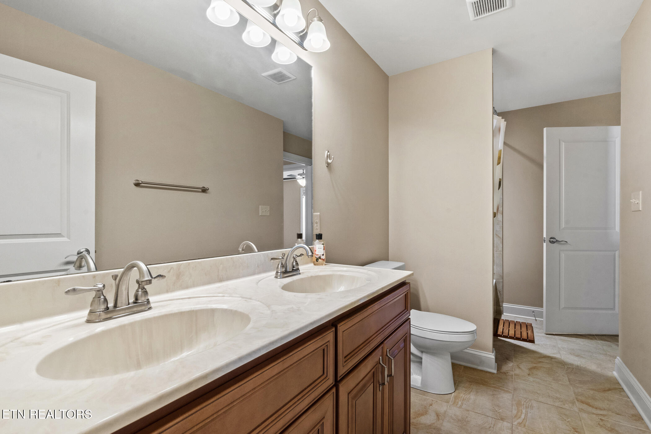 12134 Woodhollow Lane Knoxville TN 37932