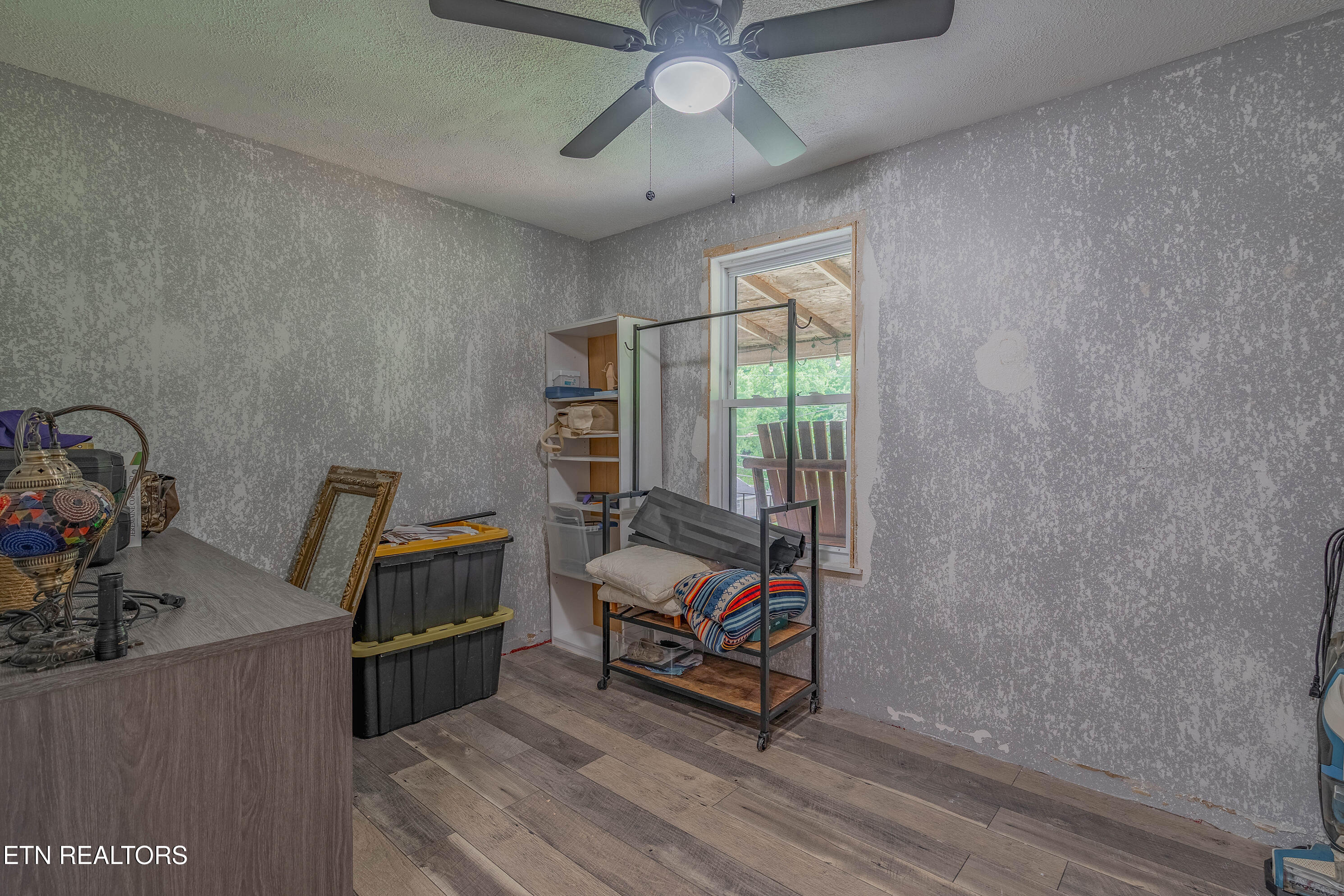 222 Walden Avenue Oliver Springs TN 37840