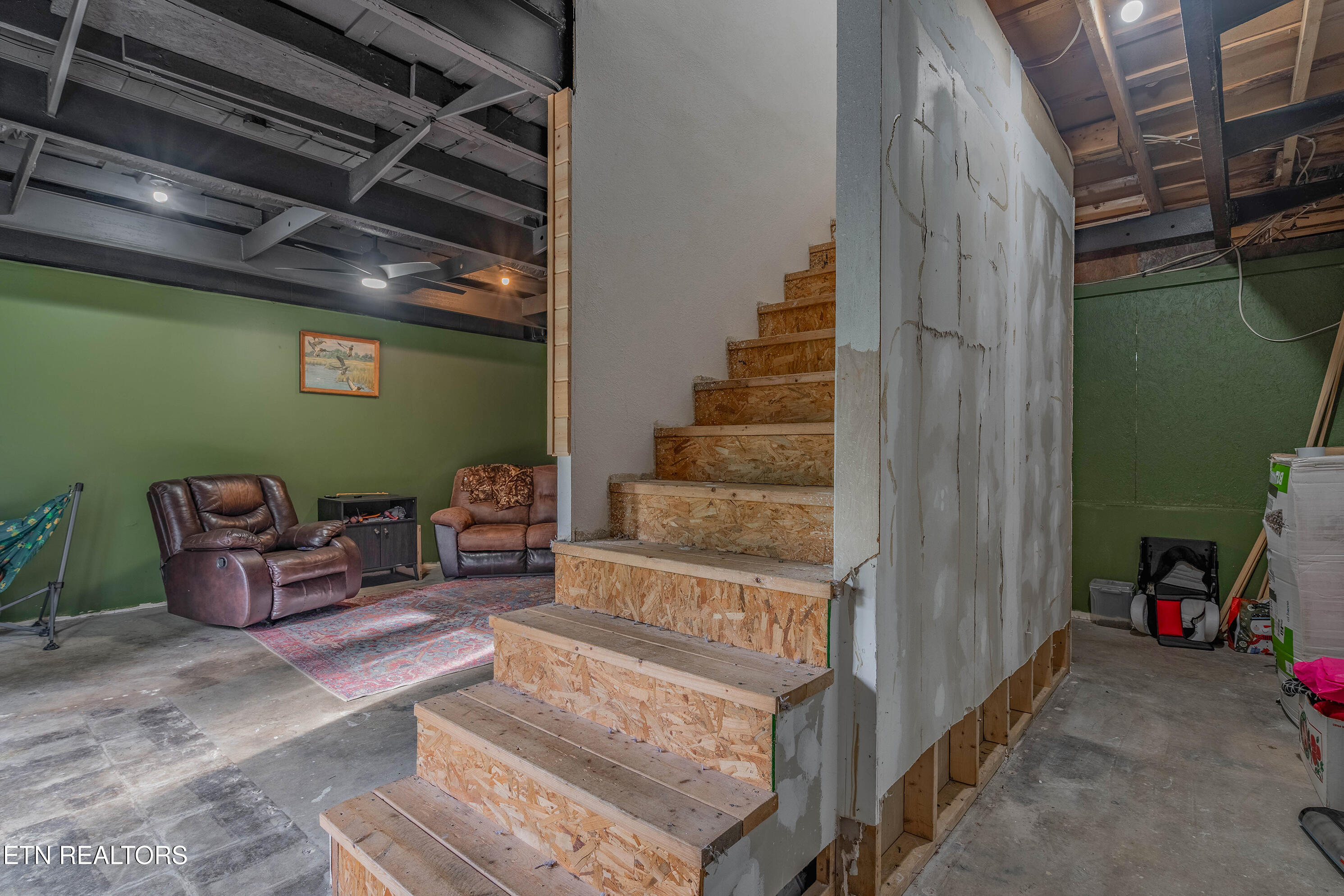222 Walden Avenue Oliver Springs TN 37840