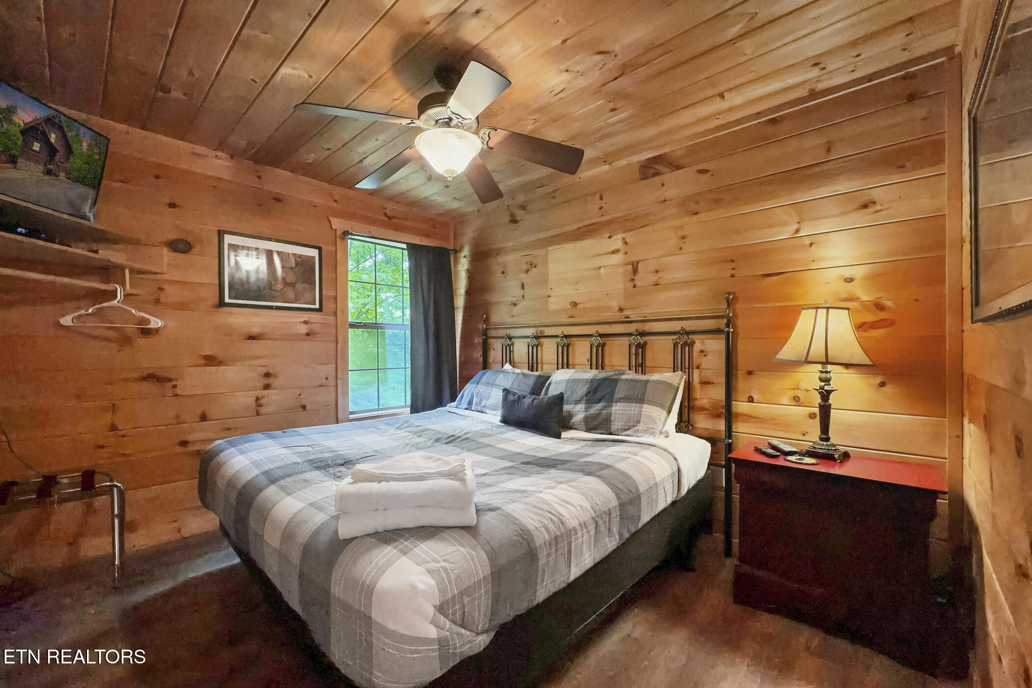 2416 Balsam Circle Sevierville TN 37876