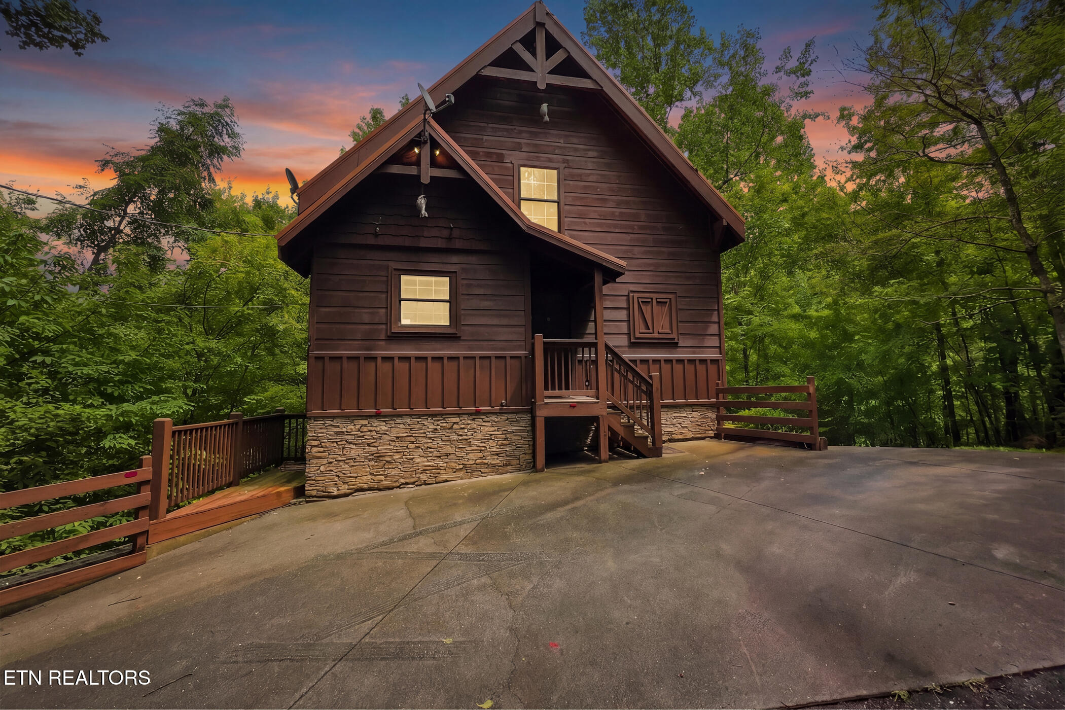 2416 Balsam Circle Sevierville TN 37876