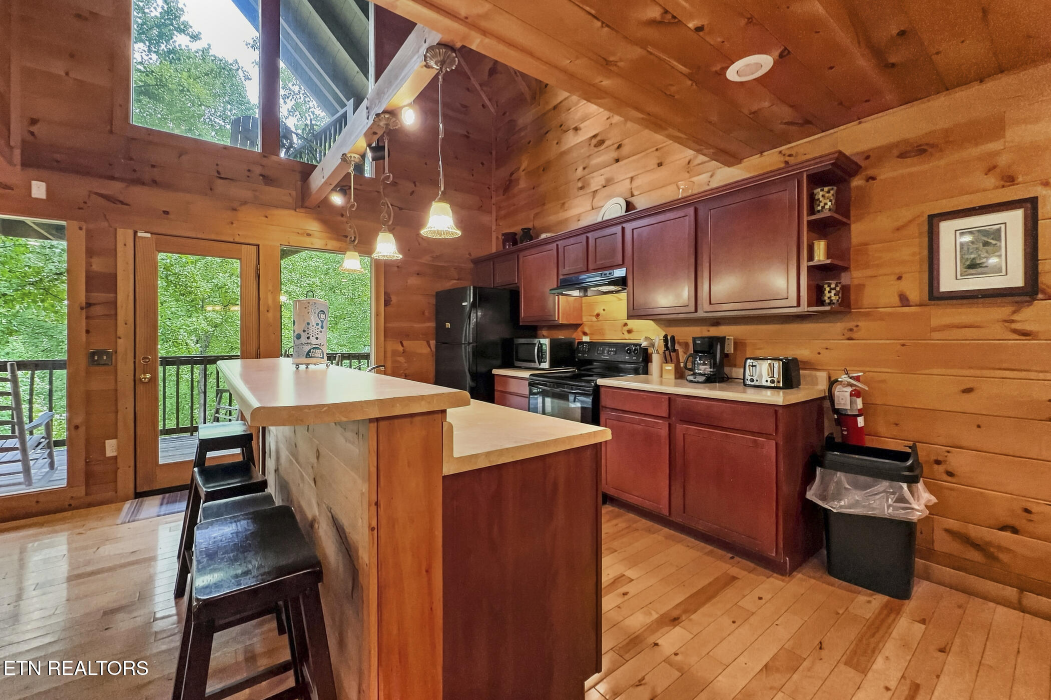 2416 Balsam Circle Sevierville TN 37876