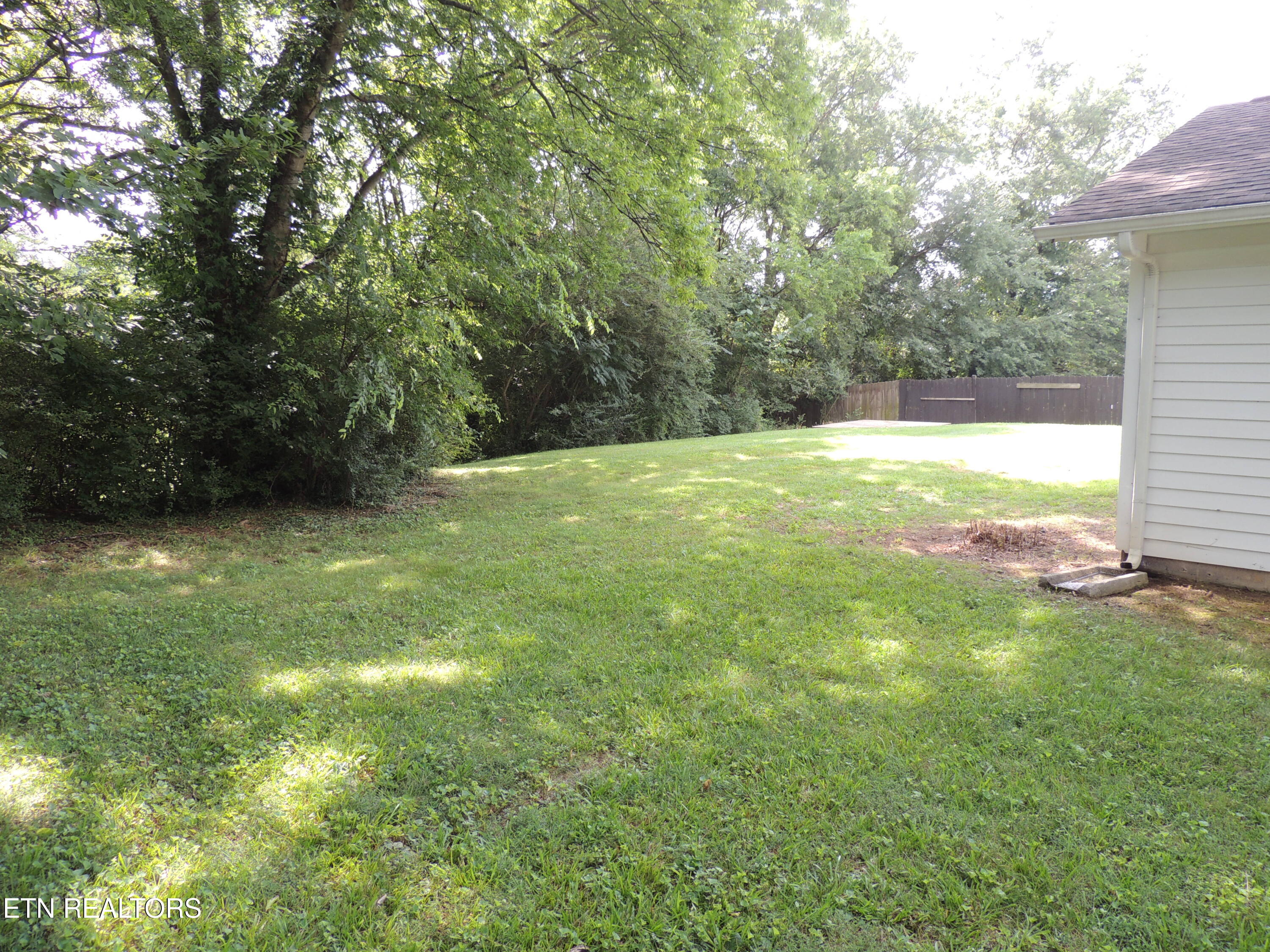1612 Bradshaw Garden Road Knoxville TN 37912