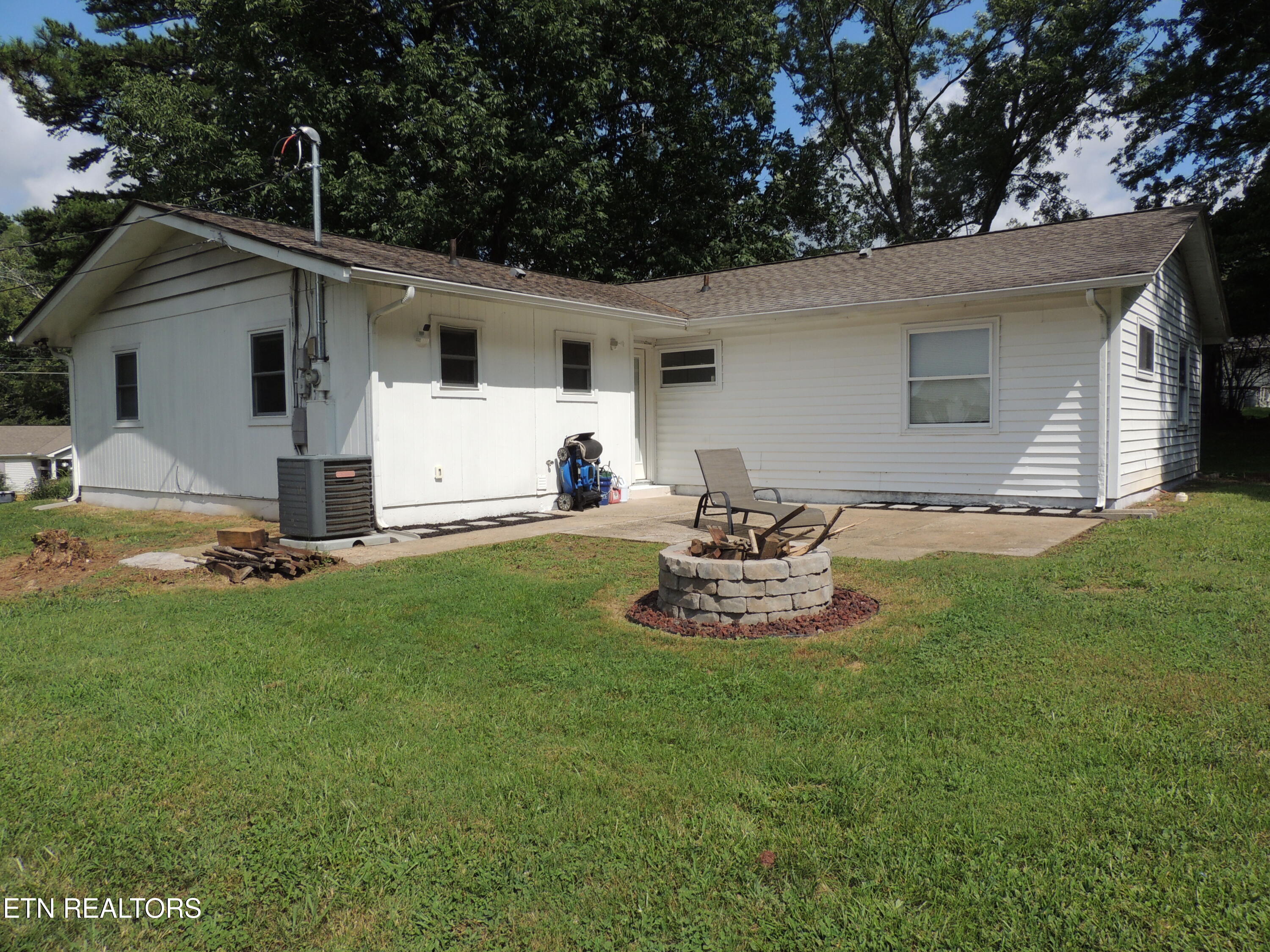 1612 Bradshaw Garden Road Knoxville TN 37912