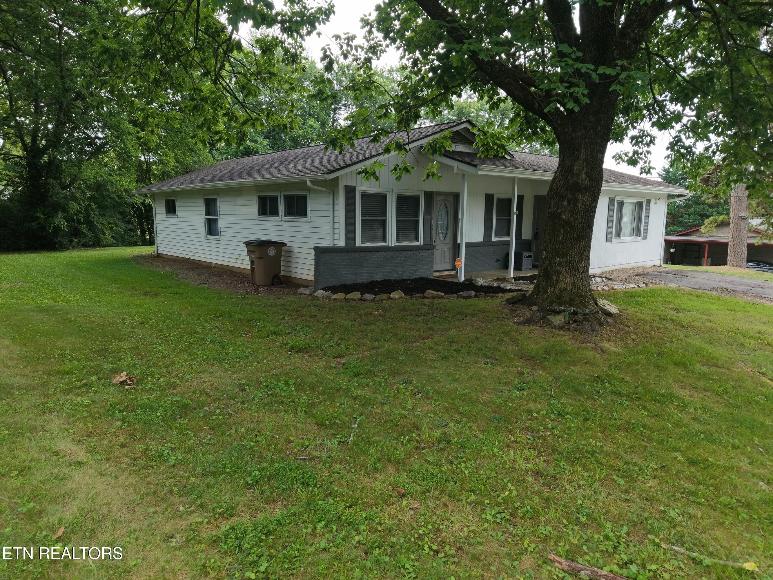 1612 Bradshaw Garden Road Knoxville TN 37912