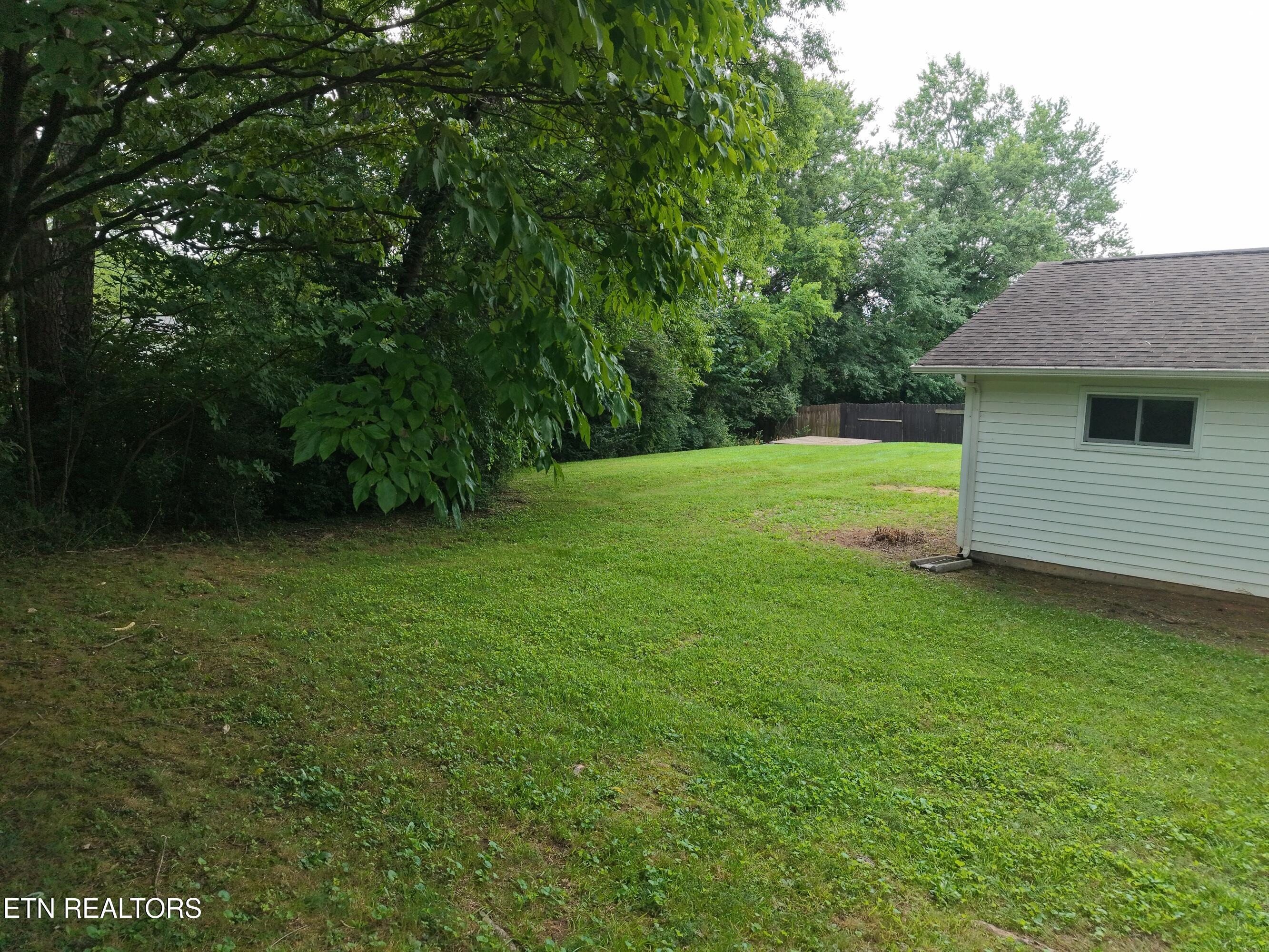 1612 Bradshaw Garden Road Knoxville TN 37912