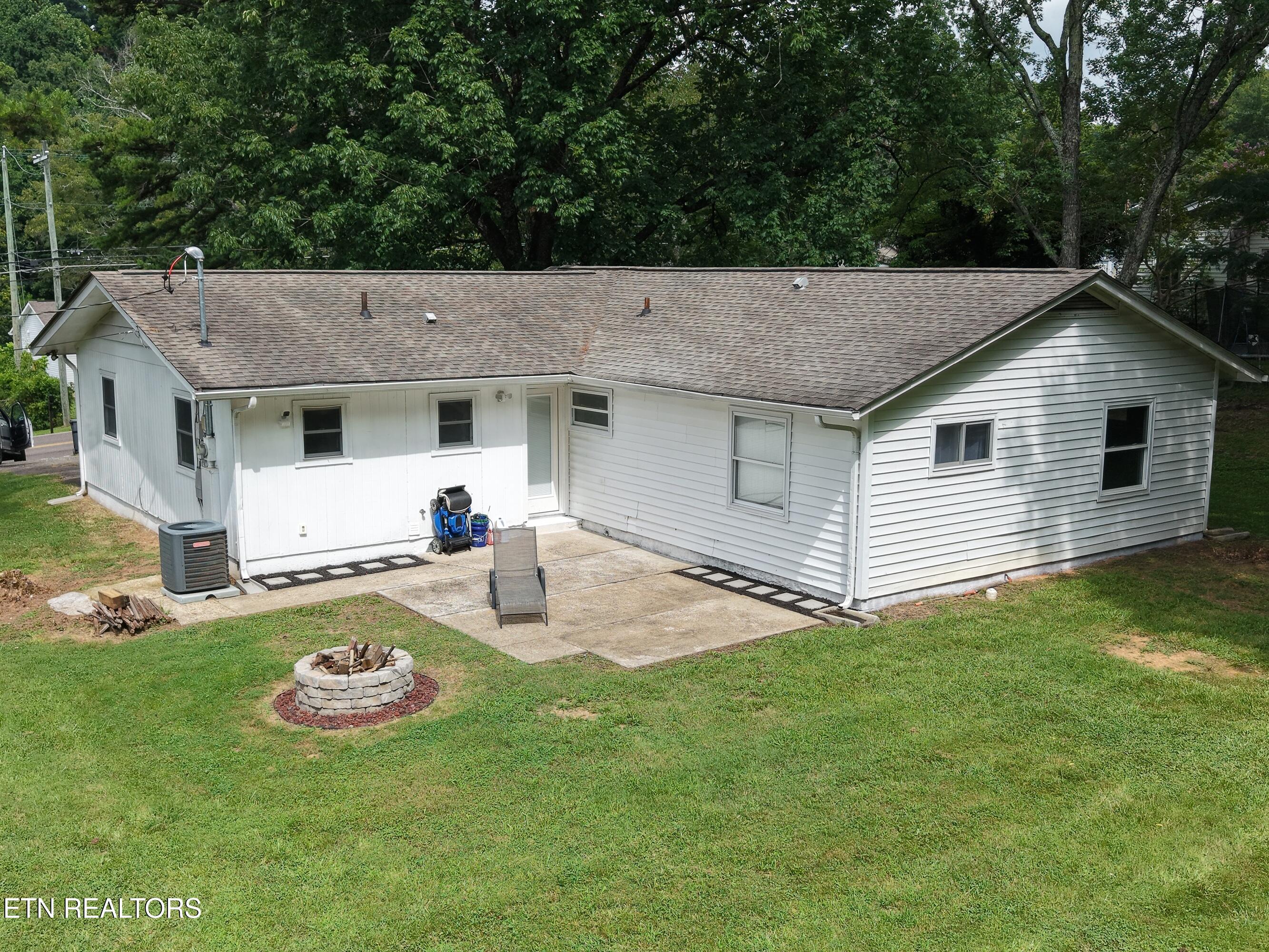 1612 Bradshaw Garden Road Knoxville TN 37912