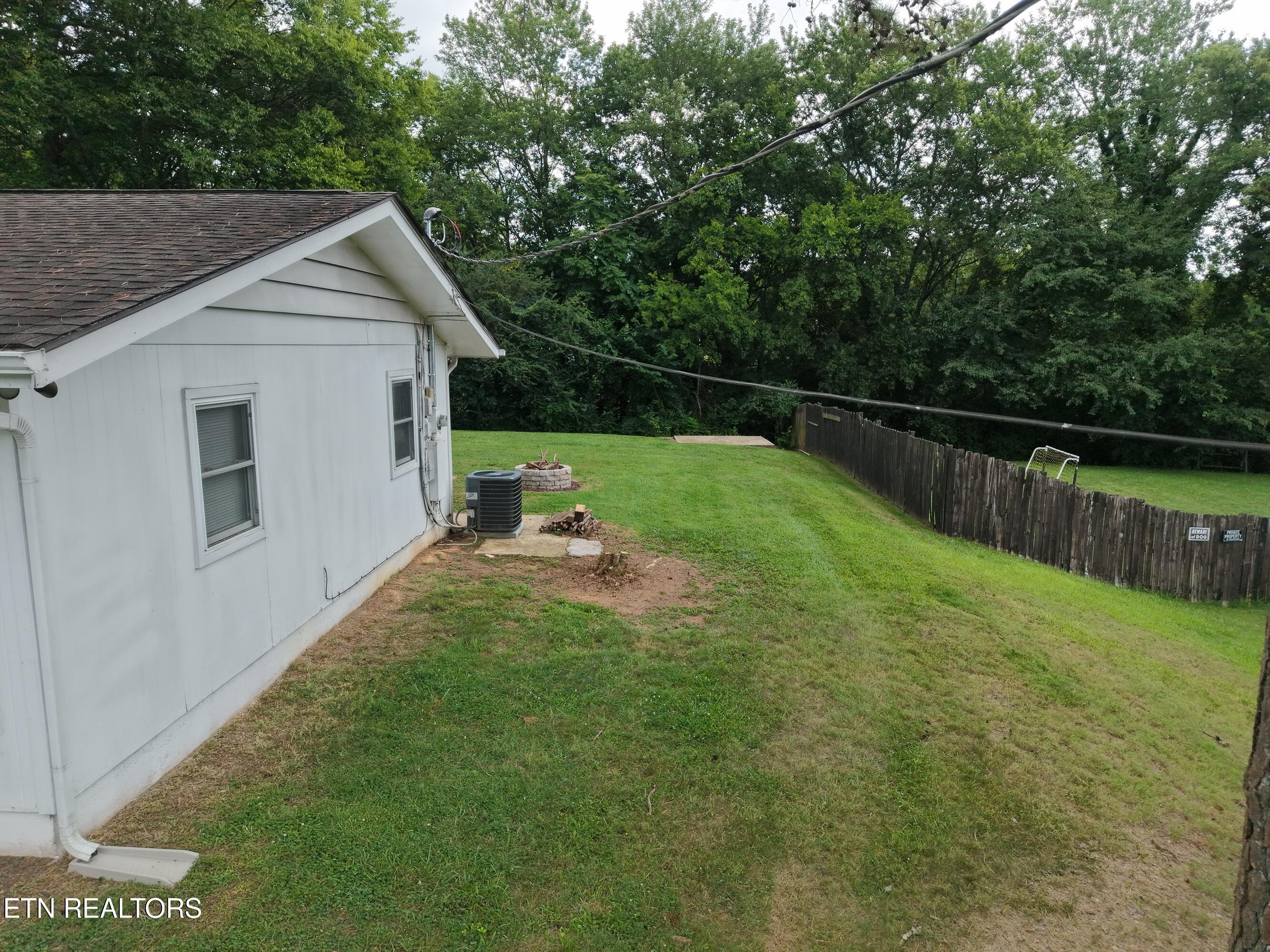 1612 Bradshaw Garden Road Knoxville TN 37912