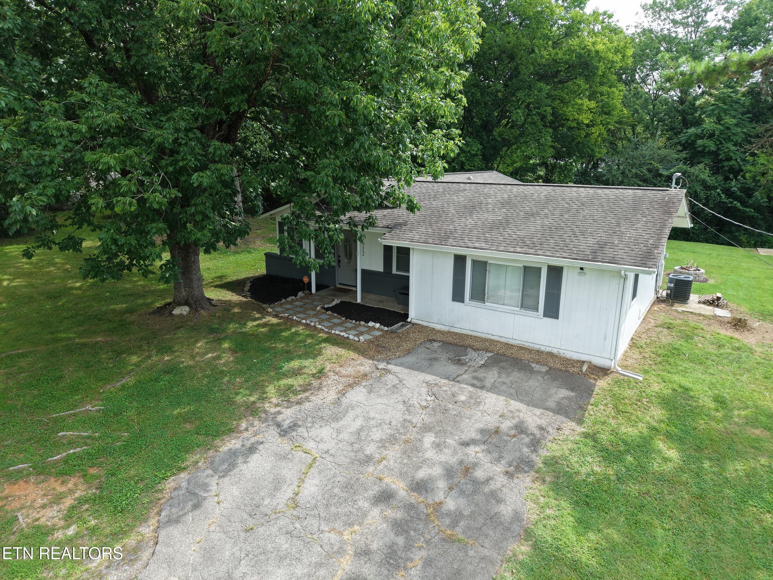 1612 Bradshaw Garden Road Knoxville TN 37912