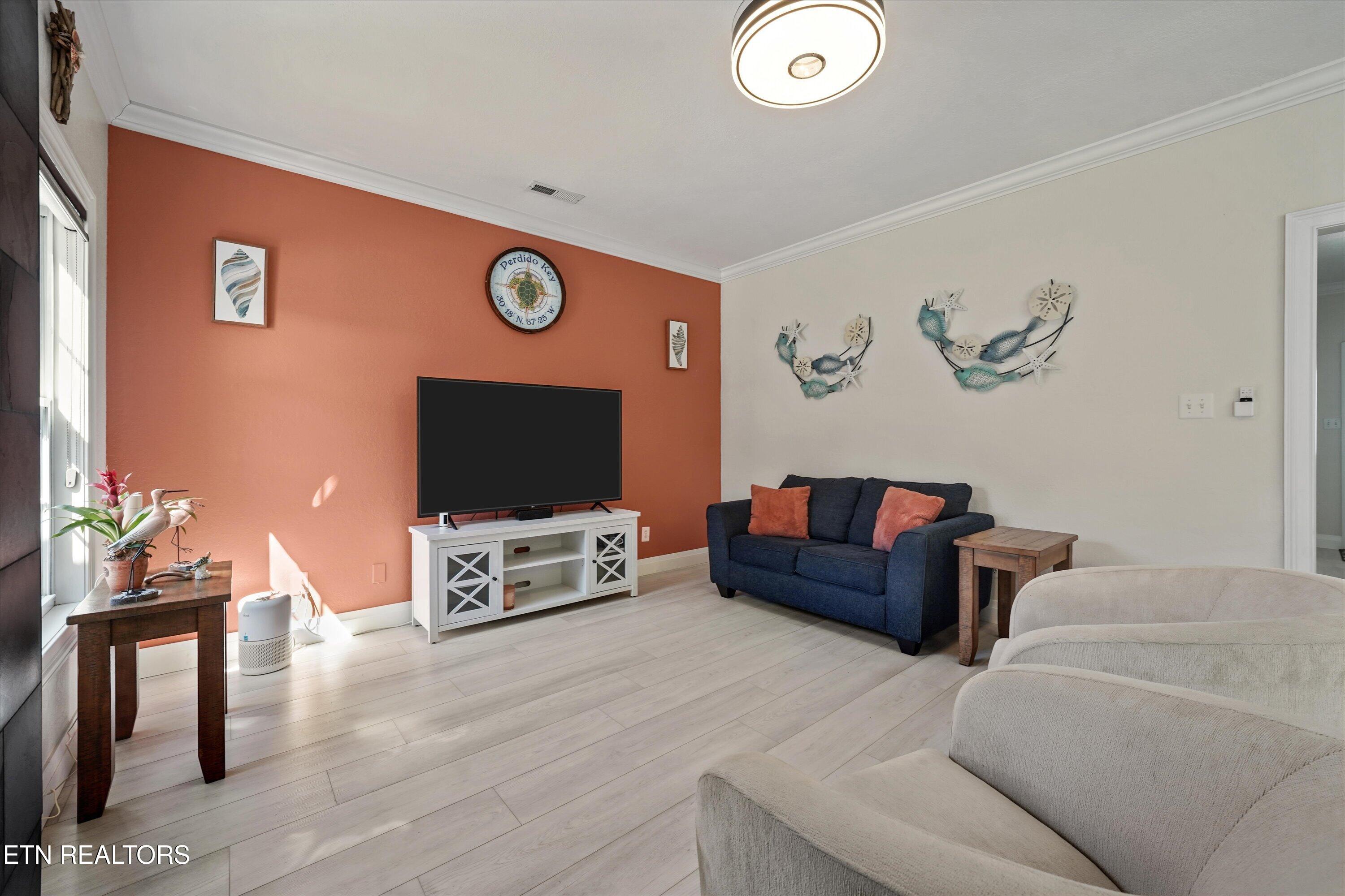 130 Flora Drive Lenoir City TN 37771