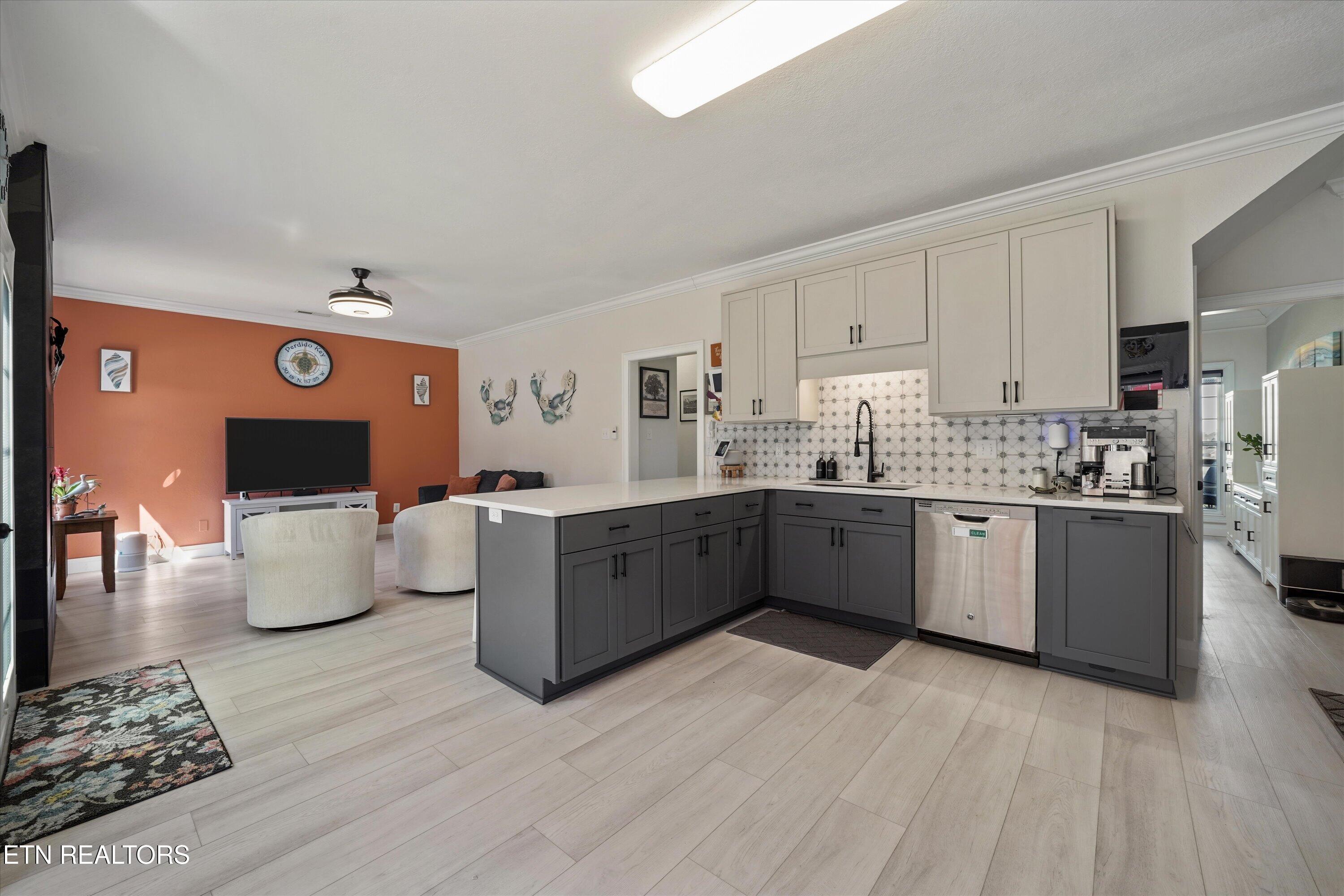 130 Flora Drive Lenoir City TN 37771