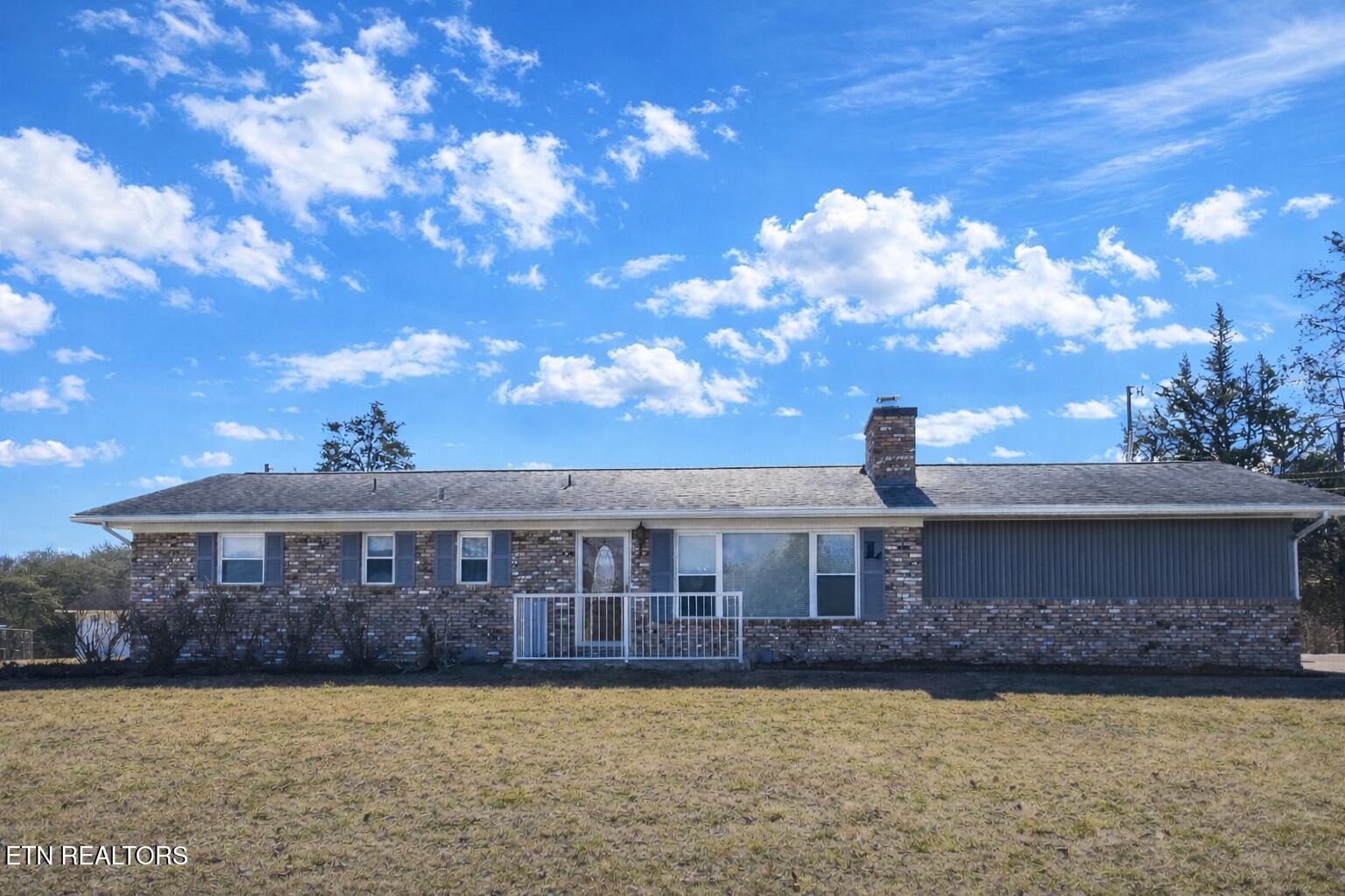 8200 Tazewell Pike Corryton TN 37721