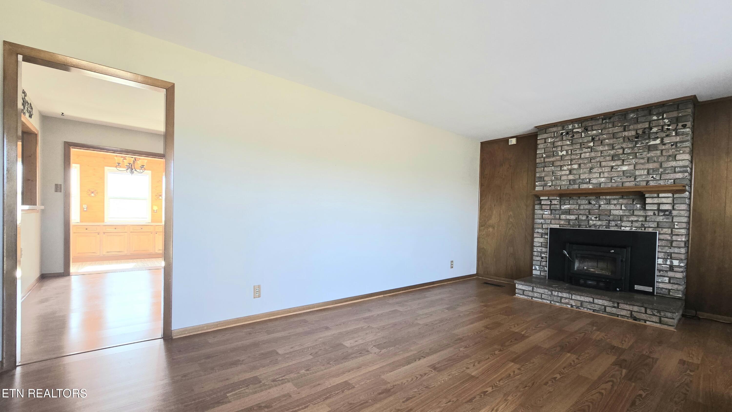 8200 Tazewell Pike Corryton TN 37721