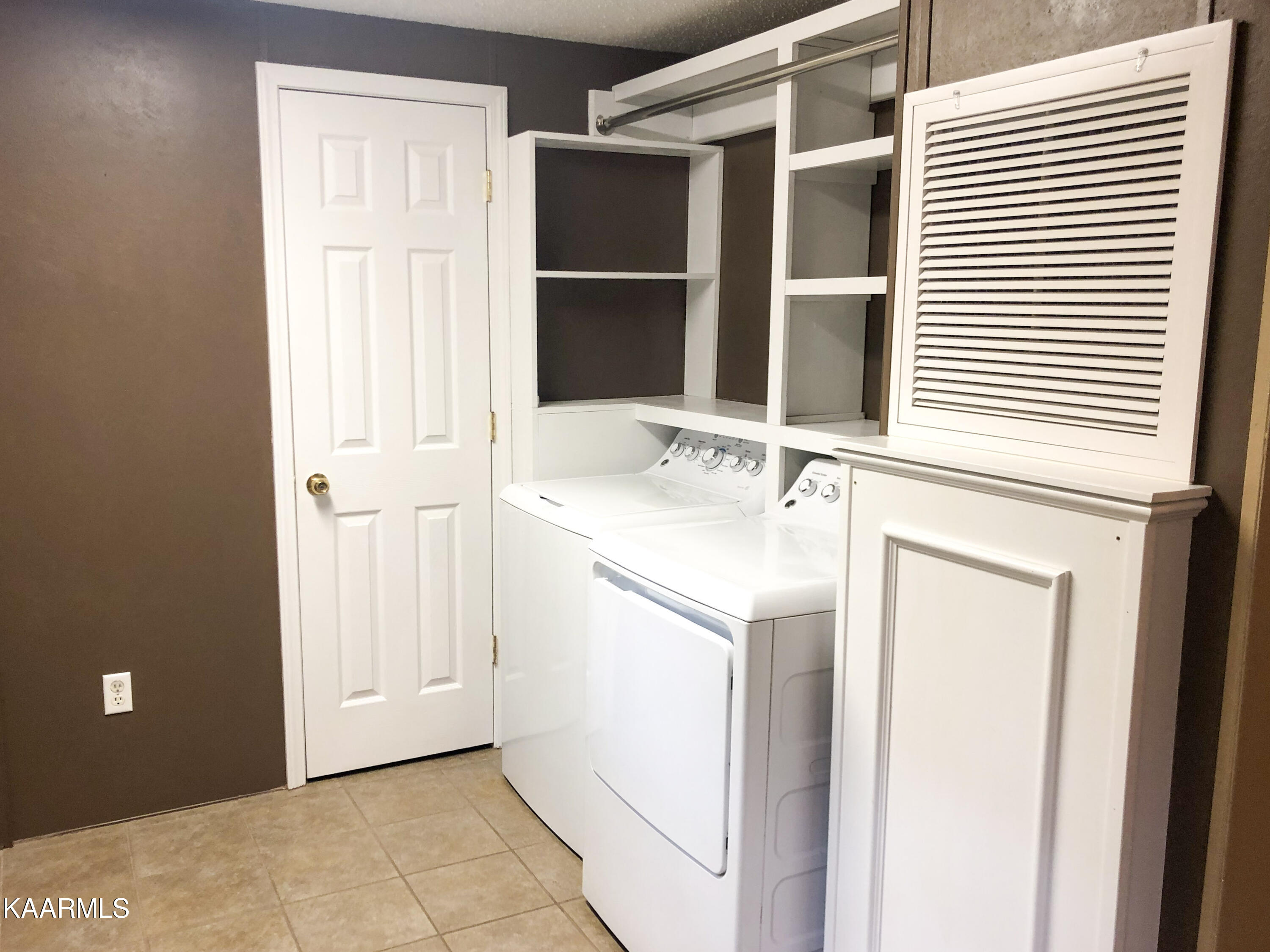 760 Poplar Drive Crossville TN 38571