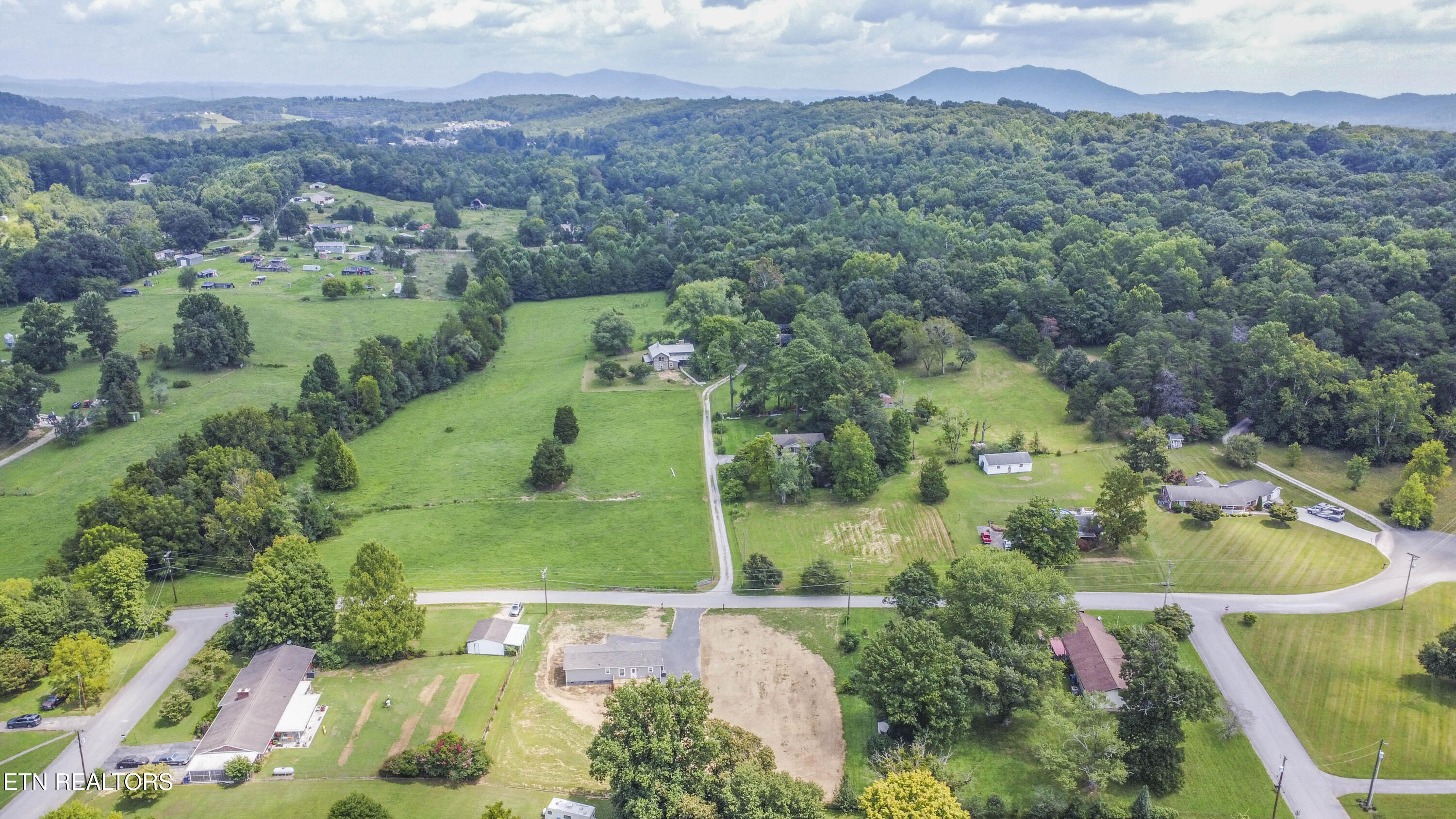 6521 Lambent Lane Knoxville TN 37918