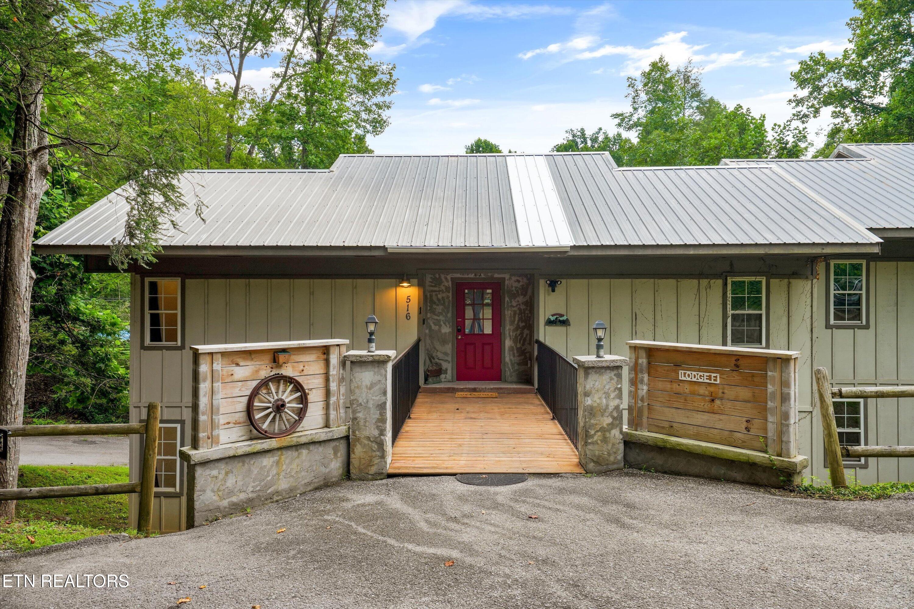 Gatlinburg TN 37738