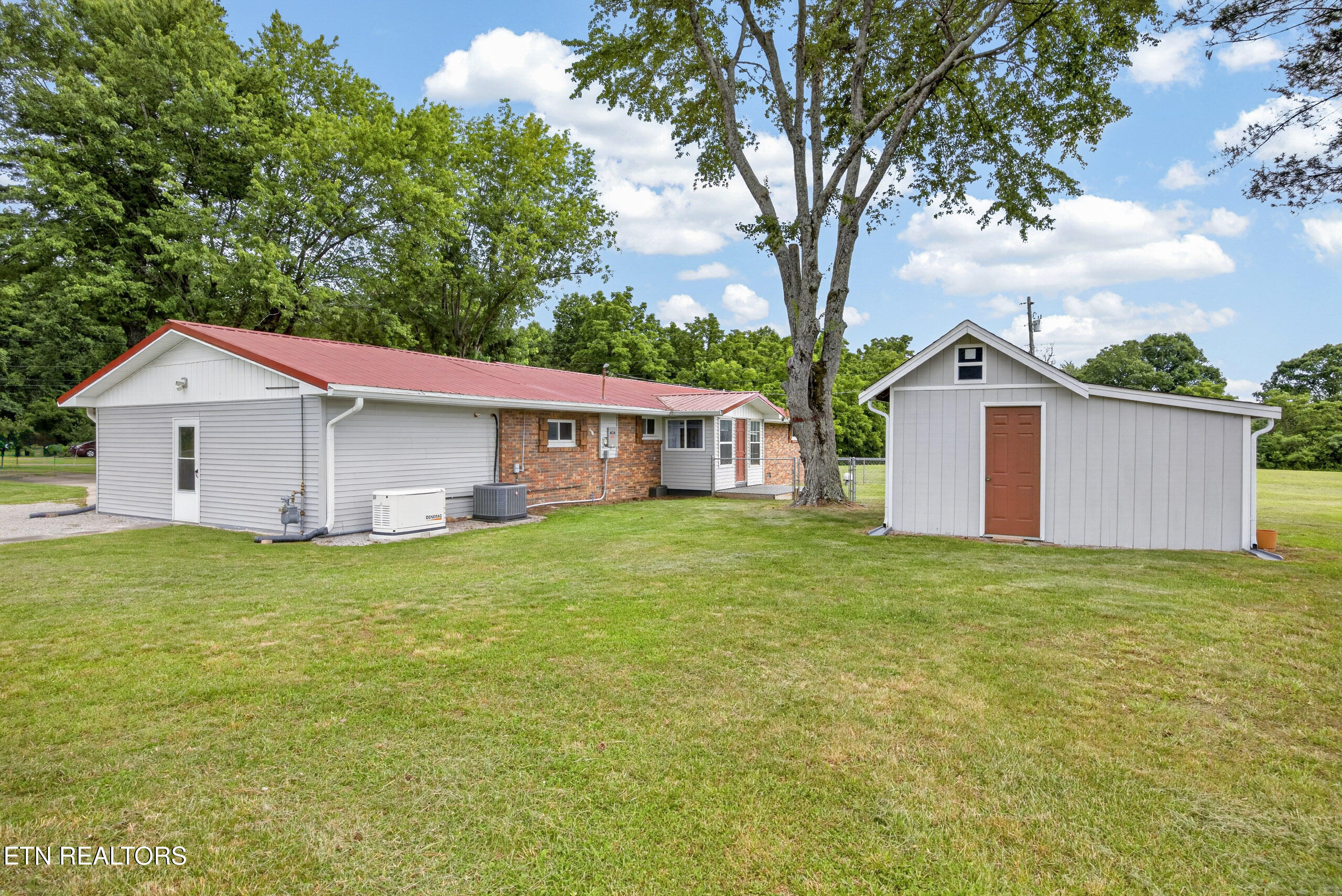 74 Farmer Road Crossville TN 38571