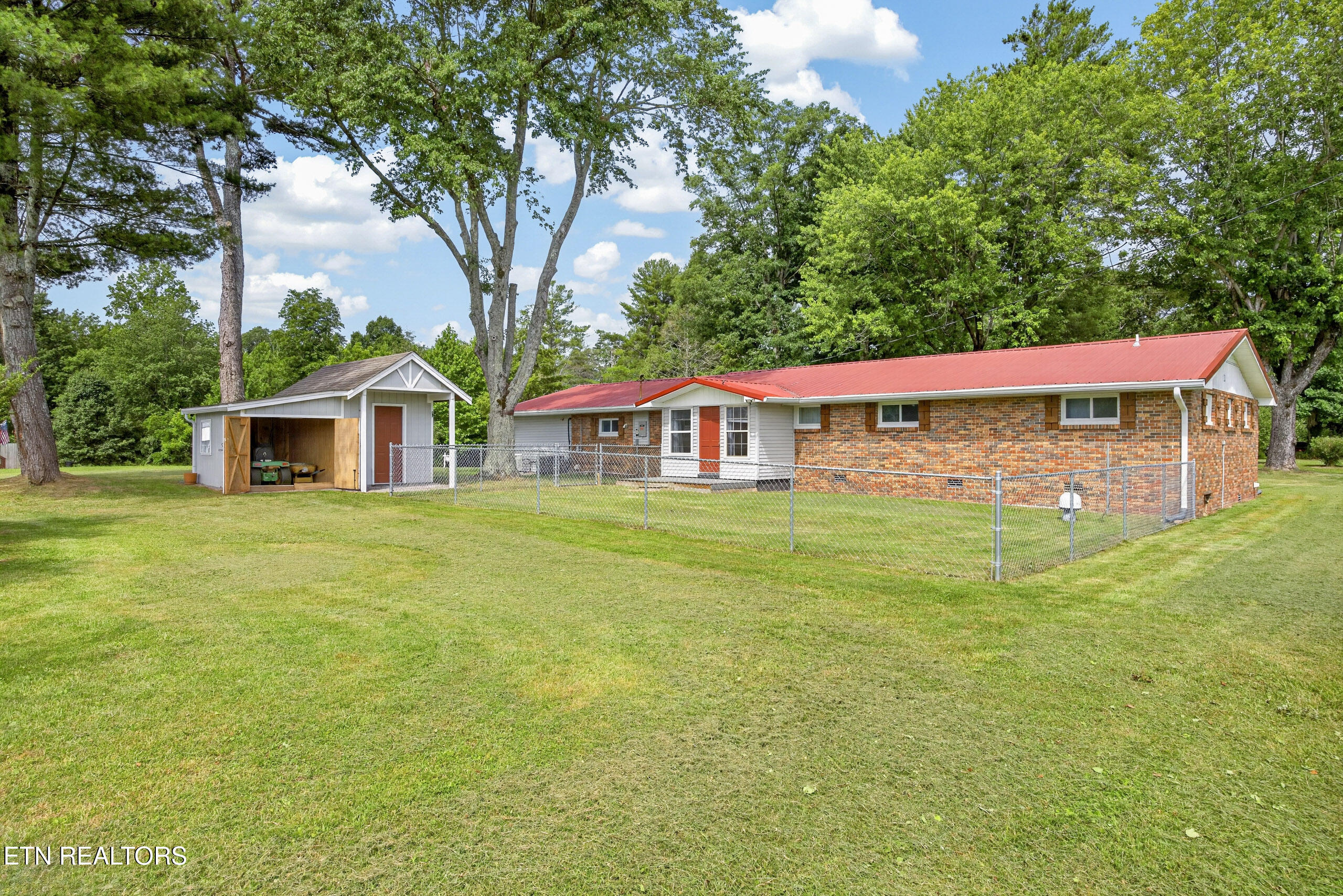 74 Farmer Road Crossville TN 38571