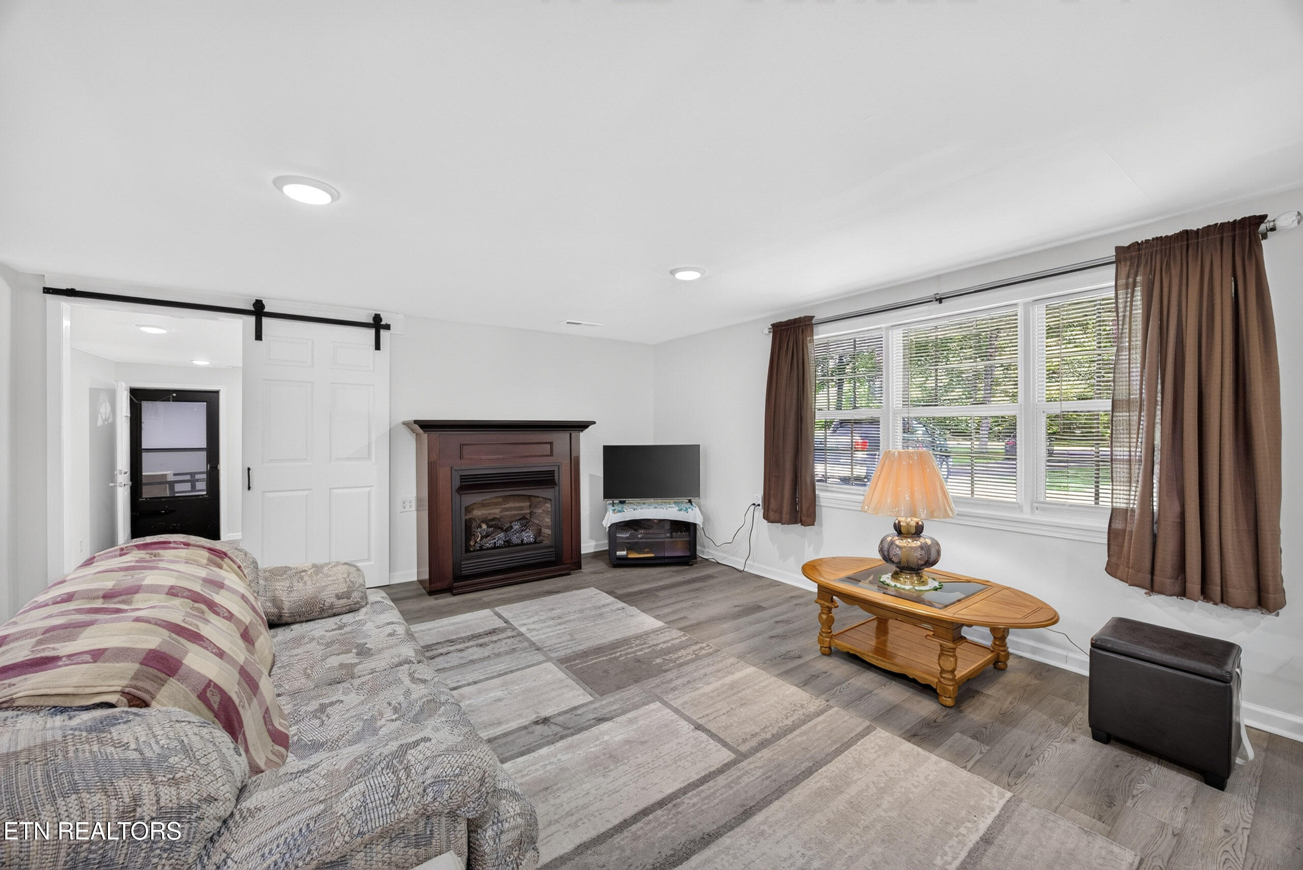 74 Farmer Road Crossville TN 38571