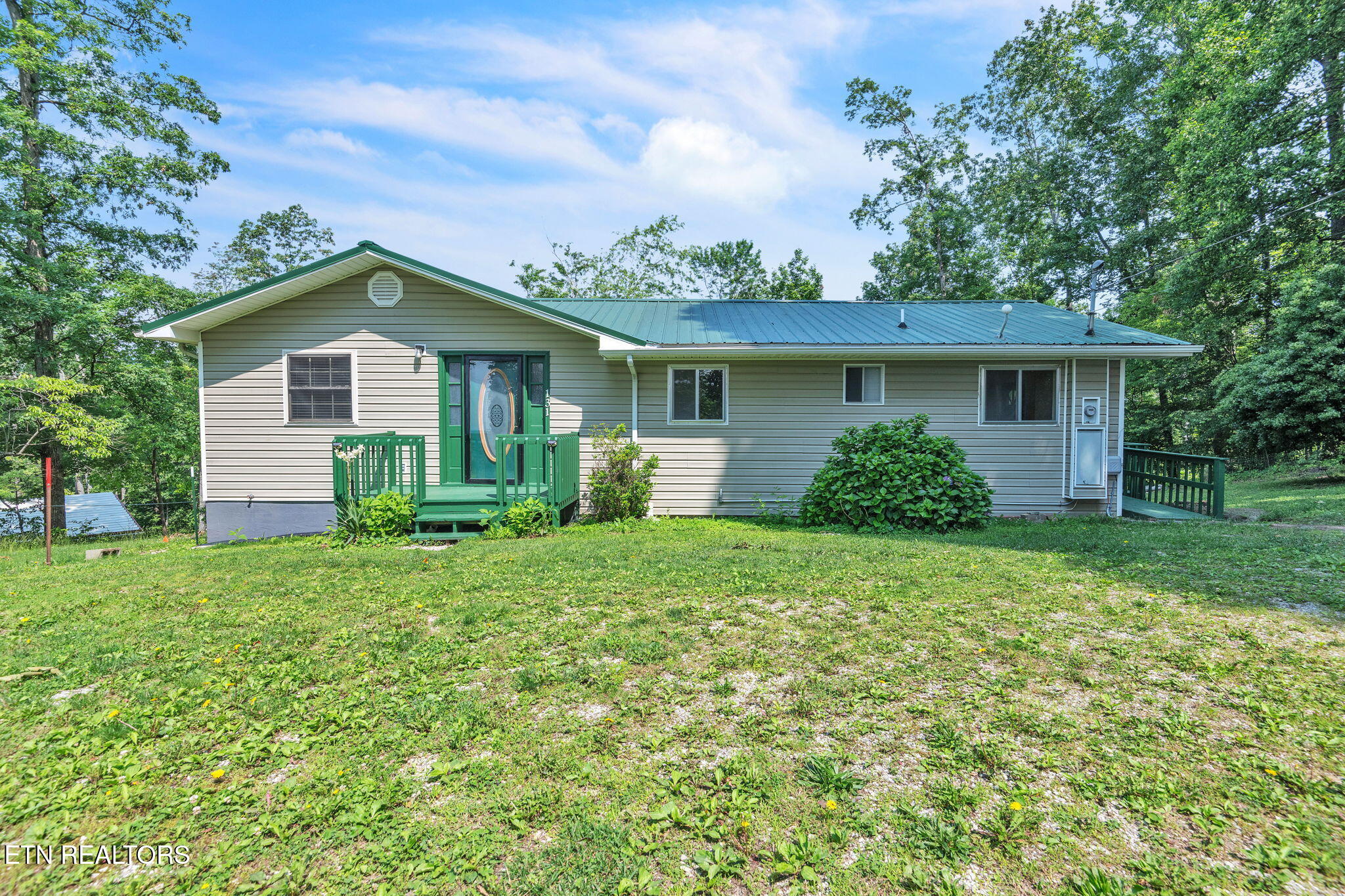 131 Shady Lane Caryville TN 37714