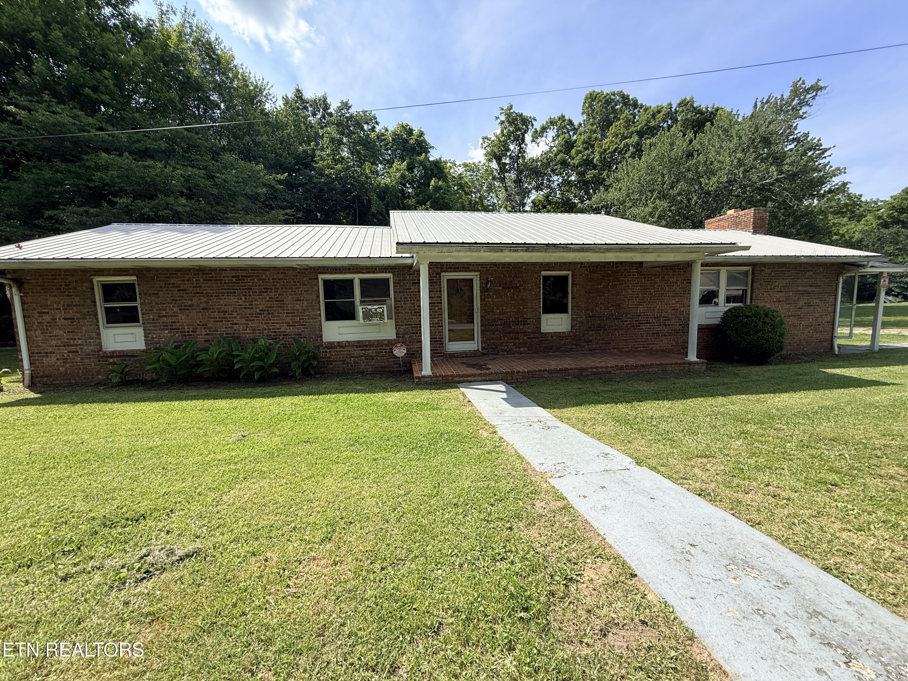 331 Whiteoak Street Jamestown TN 38556