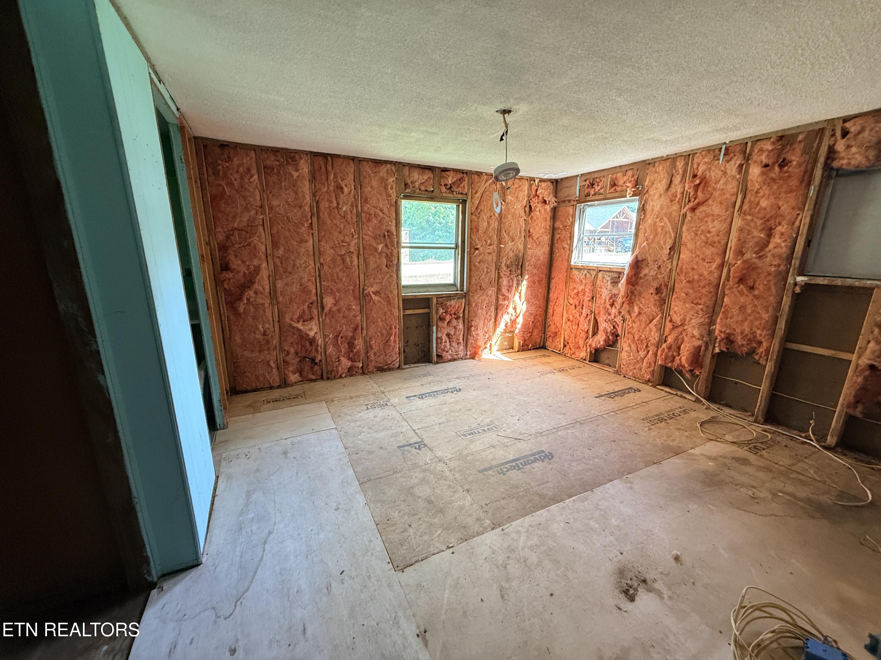 331 Whiteoak Street Jamestown TN 38556